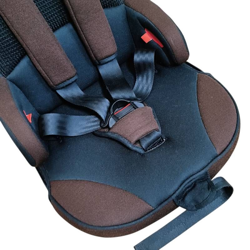 日本育児　ジュニアシート　トラベルベスト　ECFIX エターナルブラウン　美品 N-13 トラベルベストEC Fix エターナルブラウン::ホクソンベビー