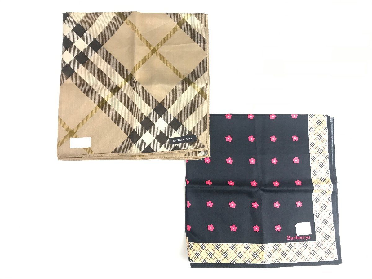 希少　新品　未使用品　BURBERRY バーバリー　ハンカチ4枚セット BURBERRY 未使用 バーバリー ポーチ ペンケース ハンカチ セット