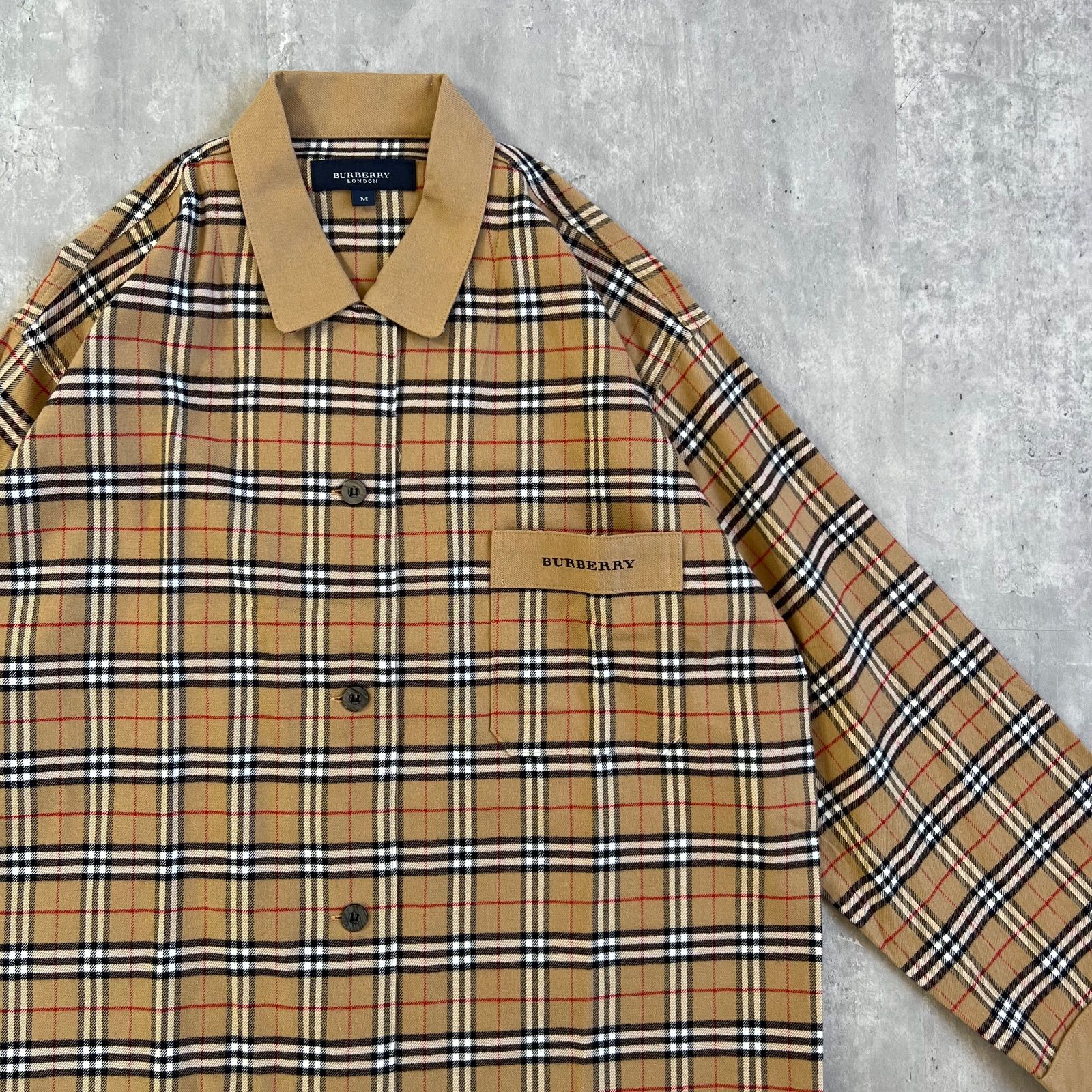 【美品】バーバリーロンドン　シャツジャケット　ノバチェック　ロゴボタン　M バーバリーロンドン デニムシャツ ノバチェック ロゴボタン グレー