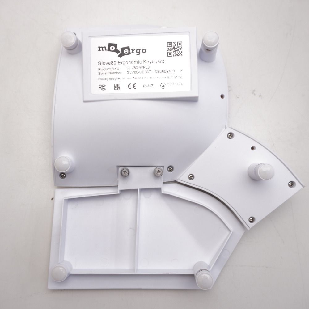 PC周辺機器 MoErgo Glove80 左右分割キーボード - メルカリ