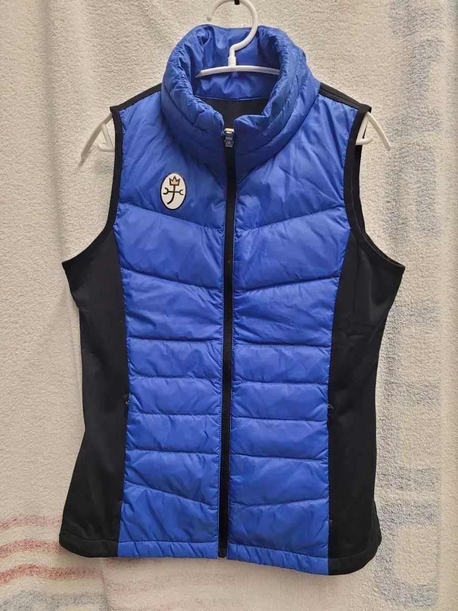 CASTELBAJAC カステルバジャック レディース ダウン ベスト 90 - メルカリ