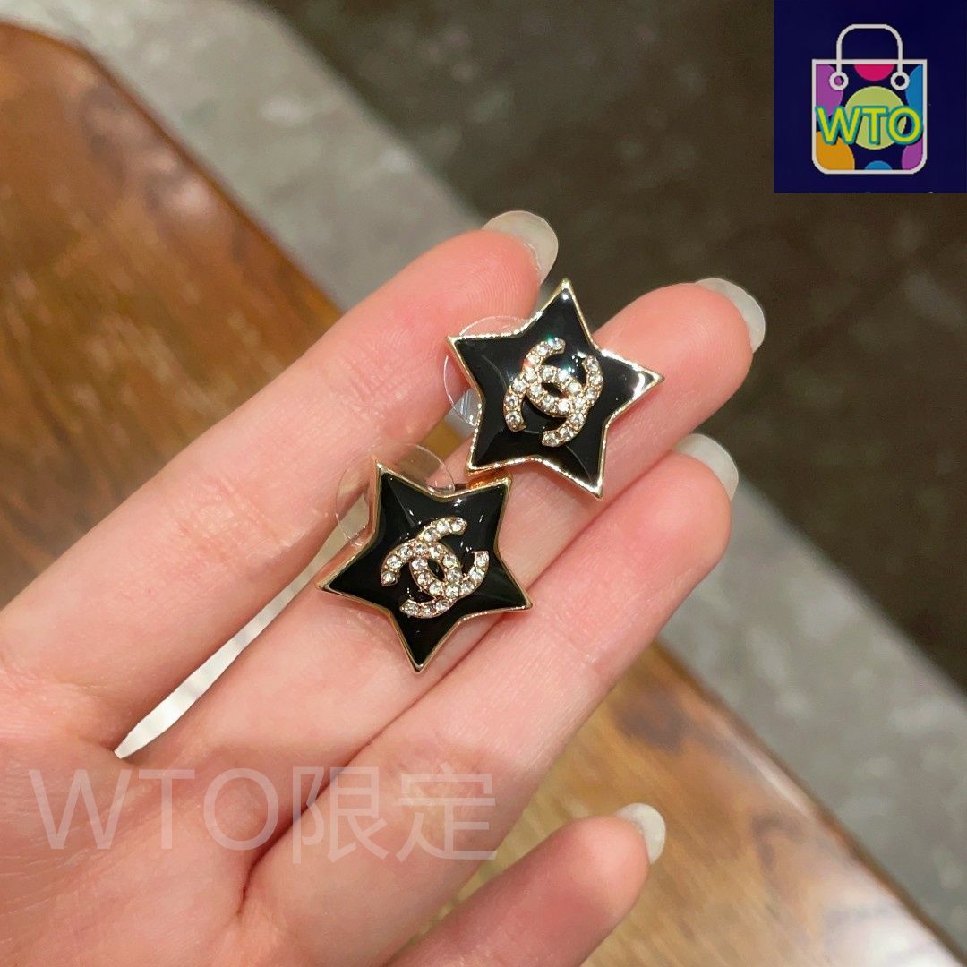 今日特価】Chanel ヴィンテージ ダブル C ピアス 送料無料！在庫限定