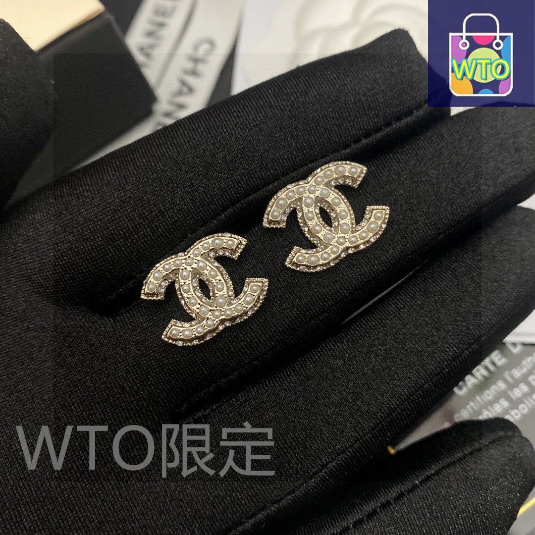 今日特価】Chanel ヴィンテージ ダブル C ピアス 送料無料 限定価格