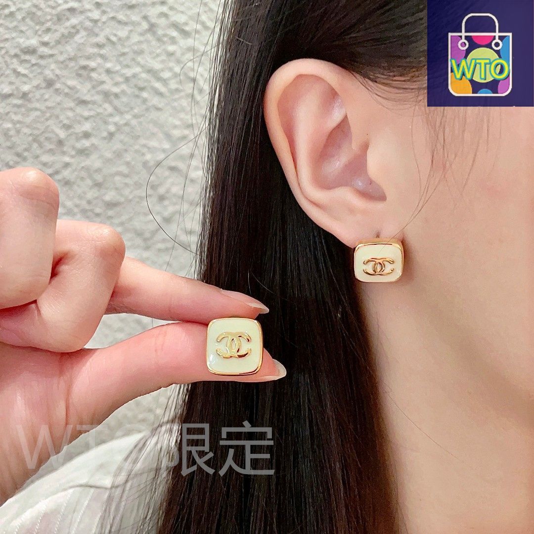 今日特価】CHANEL ヴィンテージ ピアス クラシックエレガンス - メルカリ