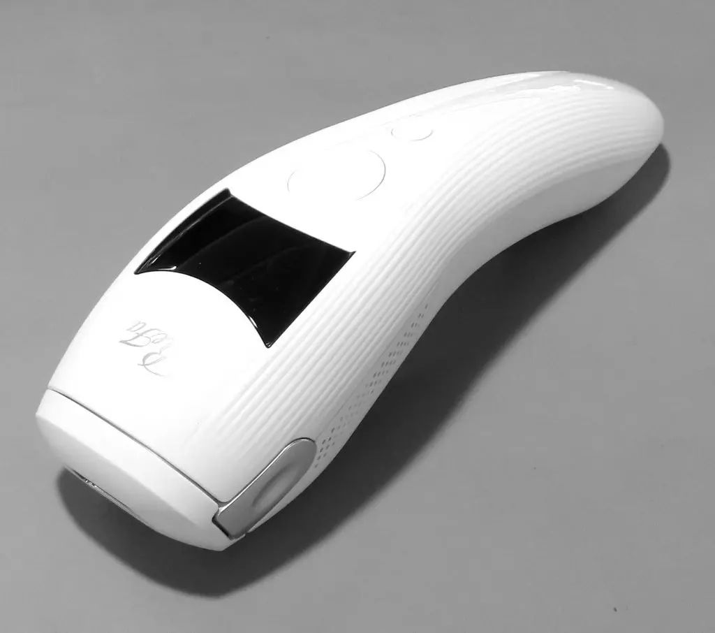 中古】美容・健康家電 MTG フラッシュ式光美容器 リファビューテック