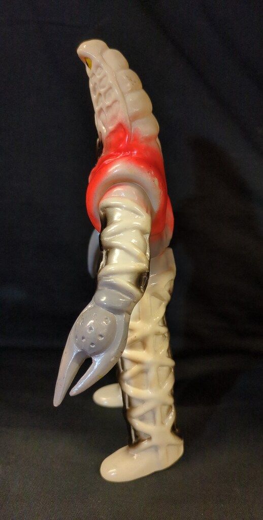 バンダイ 1991年ブルマァク復刻 円谷プロ ゴドラ星人 - メルカリ