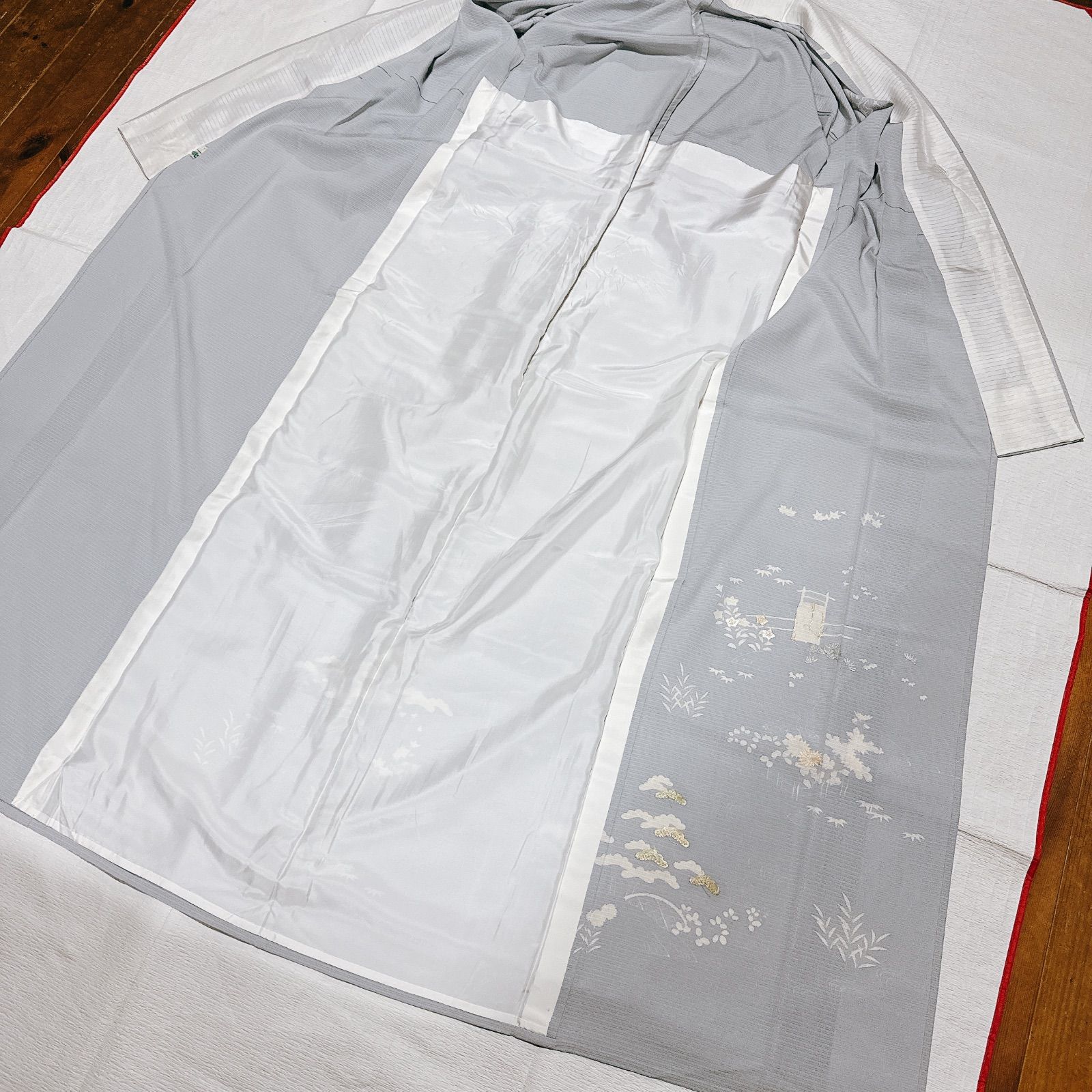 茶屋辻柄 絽ちりめん 日本刺繍 正絹 - メルカリ