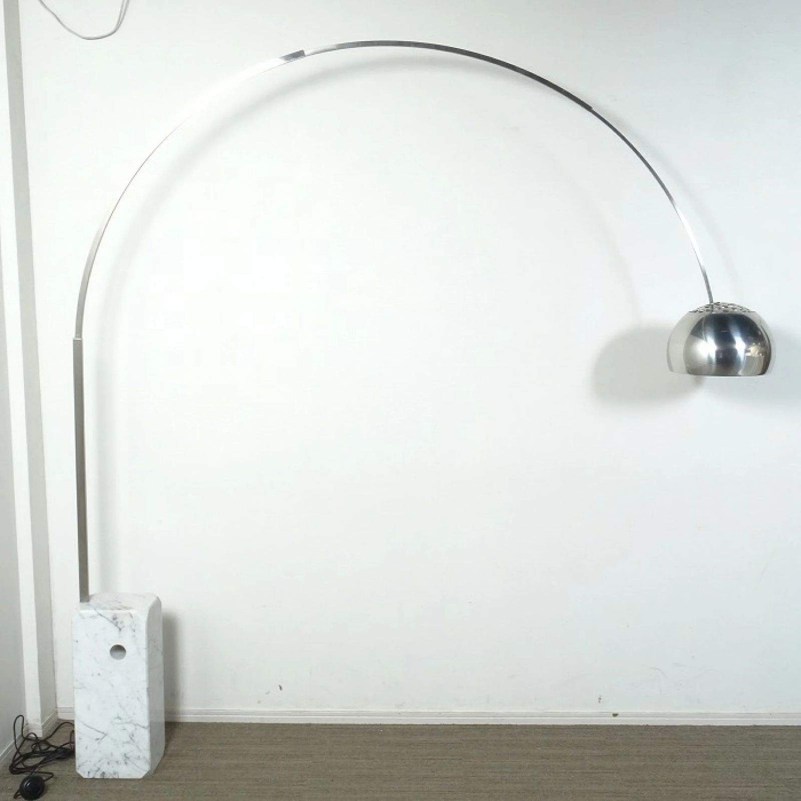 福岡引取限定 FLOS フロス ARCO アルコランプ 福岡引取限定 FLOS