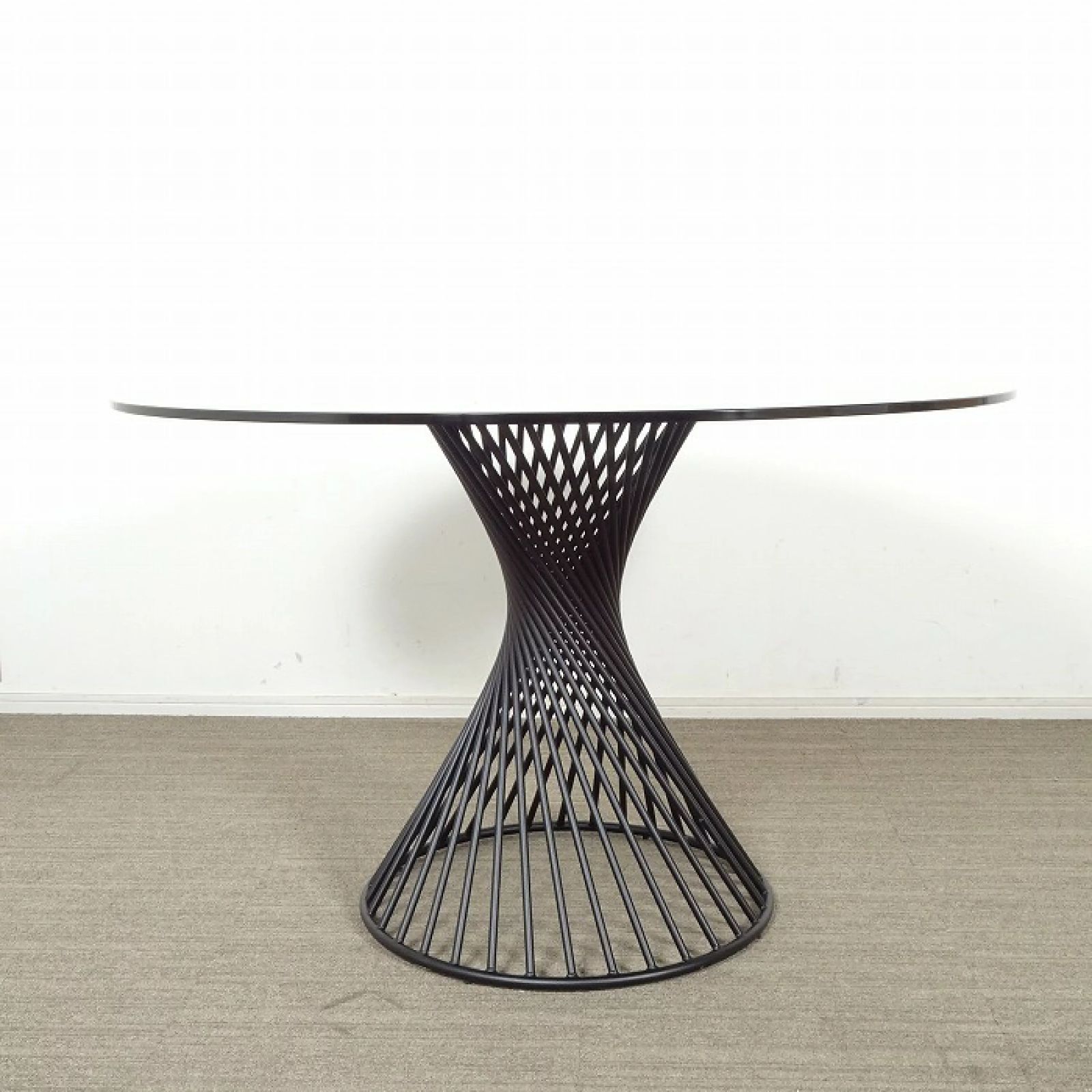 ア*ー様 Calligaris カリガリス◆センターテーブル◆ガラス◆展示品 お値下げ中☆Calligaris カリガリス◇センターテーブル◇ガラス◇展示