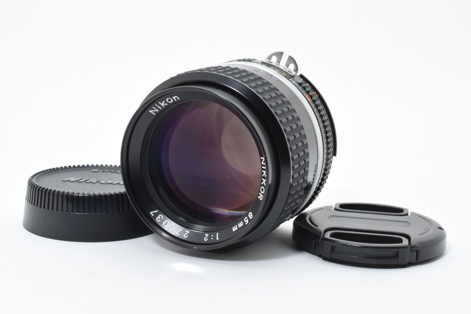 【極美品】動作◎ ニコン Ai-s Nikkor 85mm F2 347 極美品】動作◎ ニコン Ai-s Nikkor 85mm F2 347