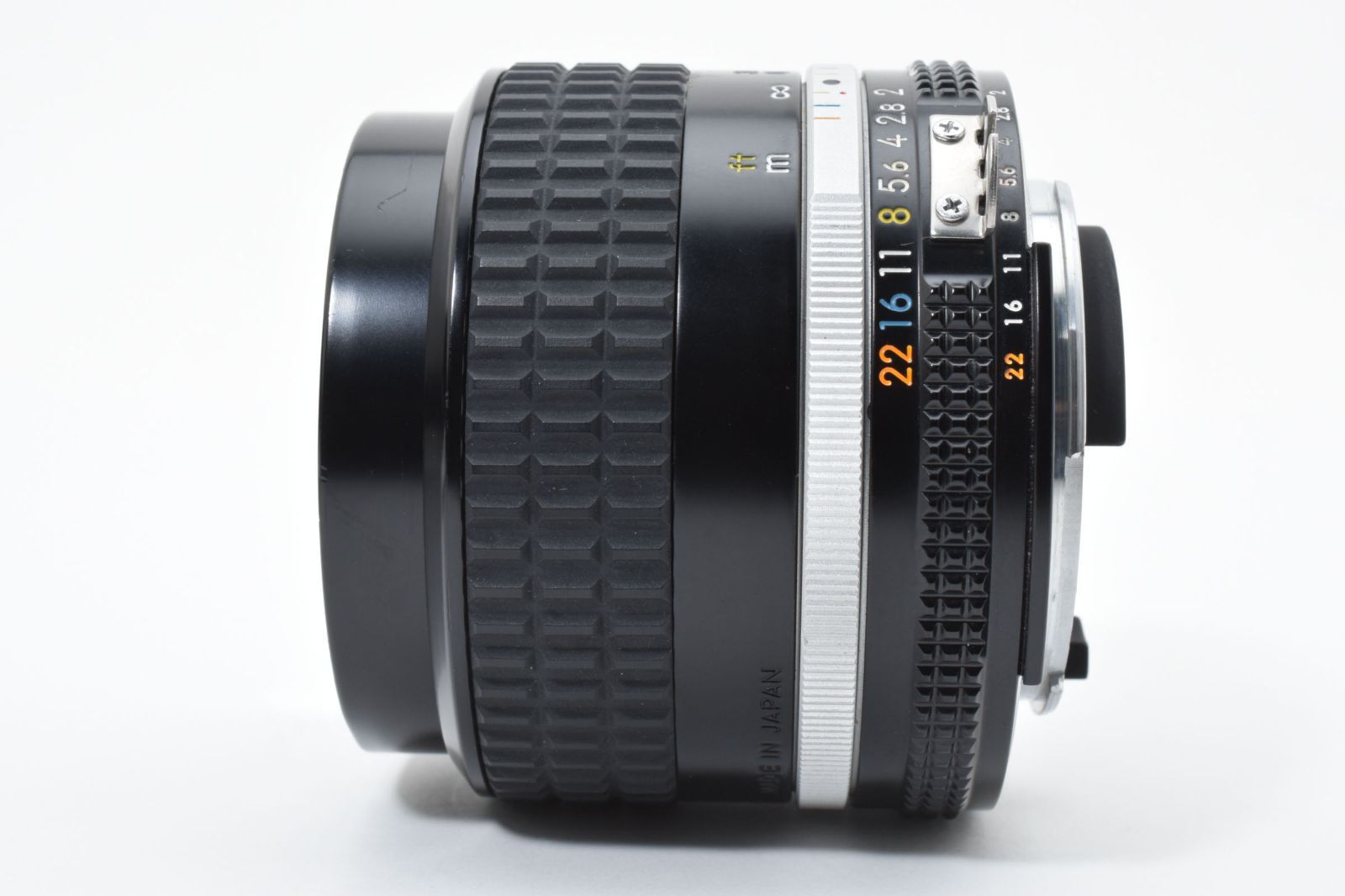 【極美品】Nikon Ai Nikkor 35mm F2 ニコン 353 Amazon.co.jp: Nikon Ai Nikkor 35 mm F2.8 : 家電＆カメラ