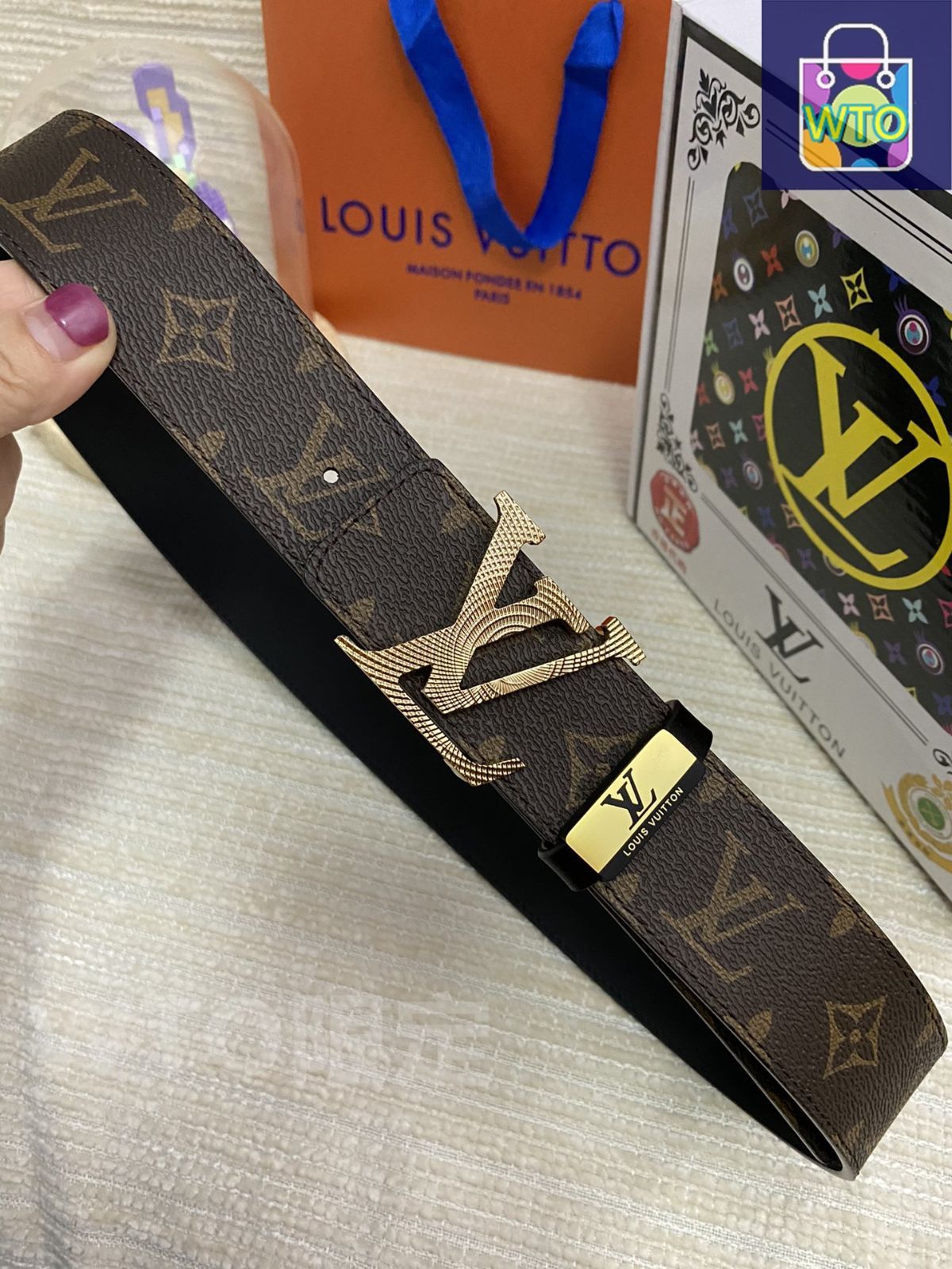 Louis Vuitton/LV ルイ・ヴィトン 真皮ベルト02 - メルカリ