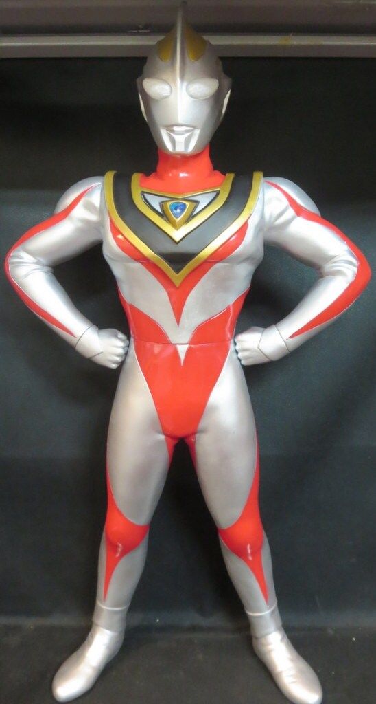 バンダイ 京本コレクション ウルトラマンガイアV2 14 - メルカリ