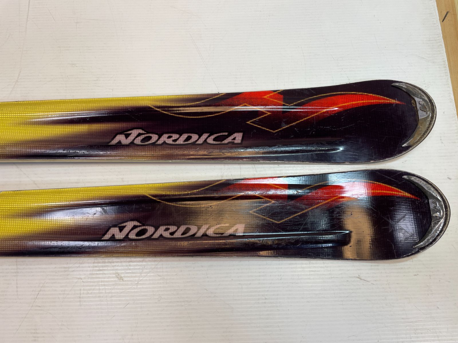 ◇ カービングスキー NORDICA HOTROD 170 cm + MARKER n0312 スキー