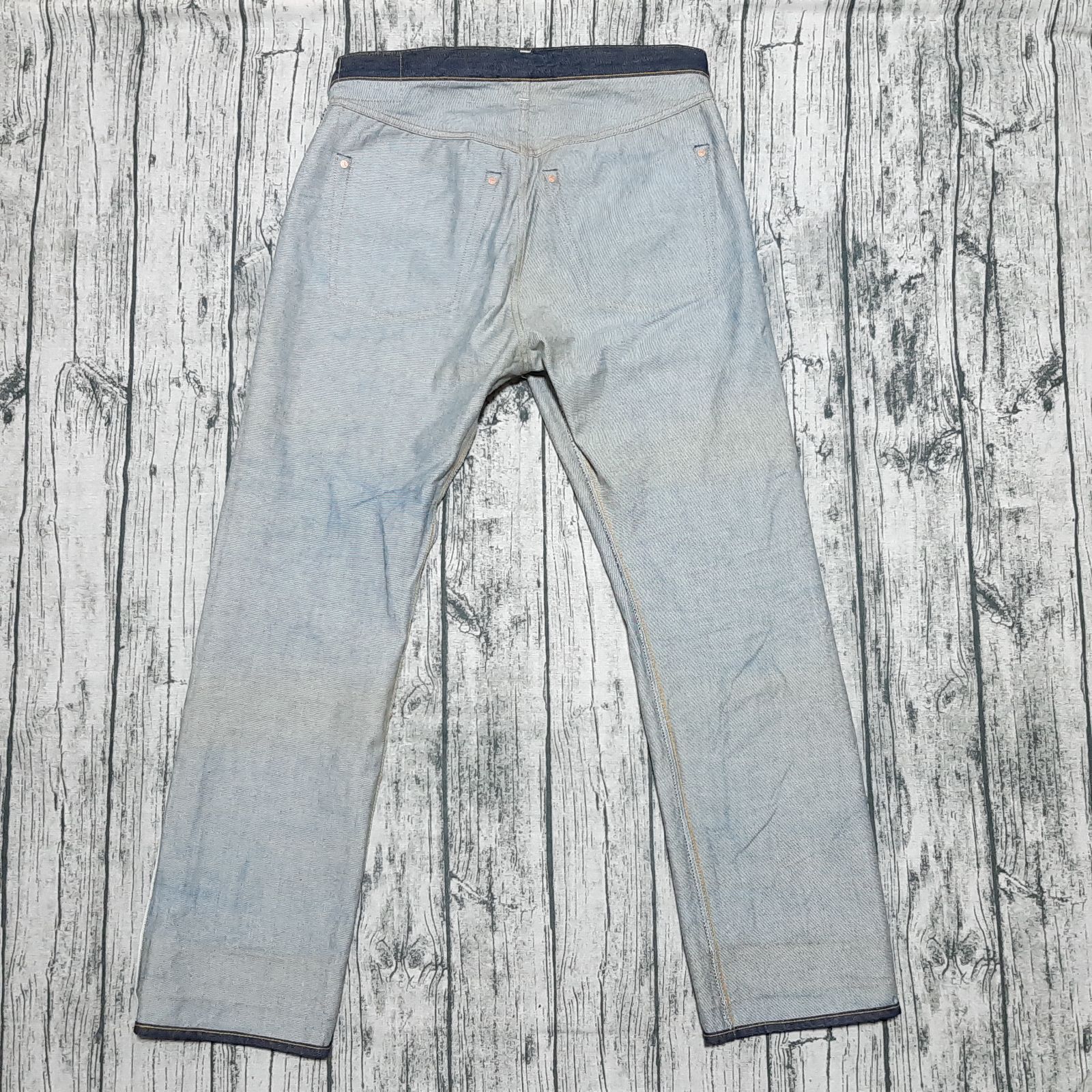 リジッド】 LEVI