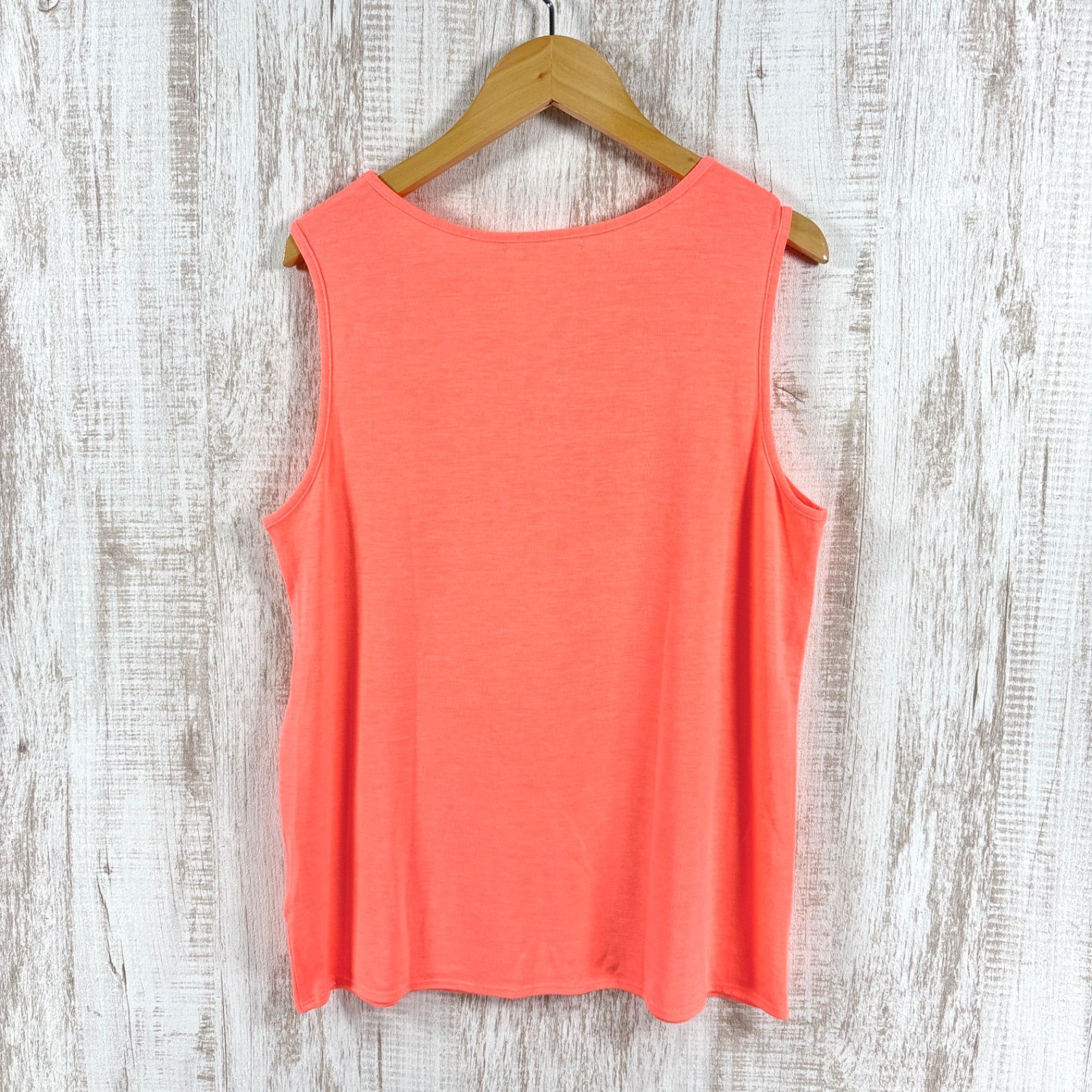 VIVIENNE TAM ヴィヴィアンタム 3D 花柄 スパンコール プリント