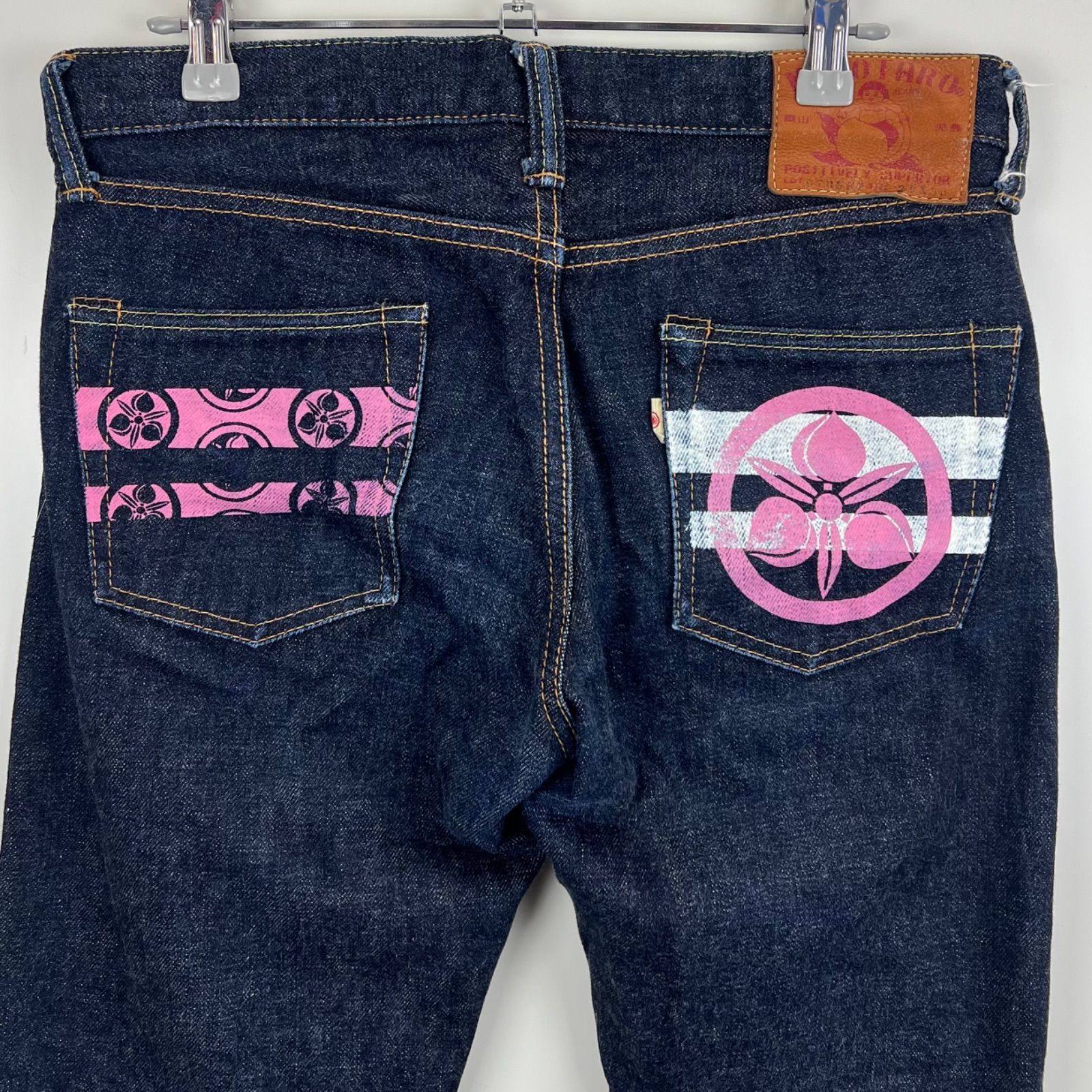 桃太郎ジーンズ MOMOTARO JAPAN made SYUTSUJIN pink logo denim pants 