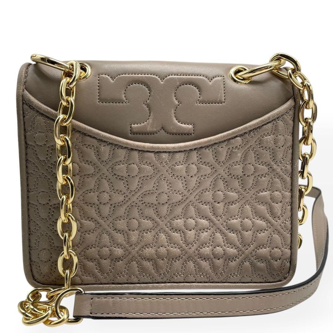 美品　トリーバーチ　ショルダーバッグ　レザー　グレー　ベージュ　ショルダー欠品 美品 Tory Burch トリーバーチ ショルダーバッグ チェーン ベージュ系