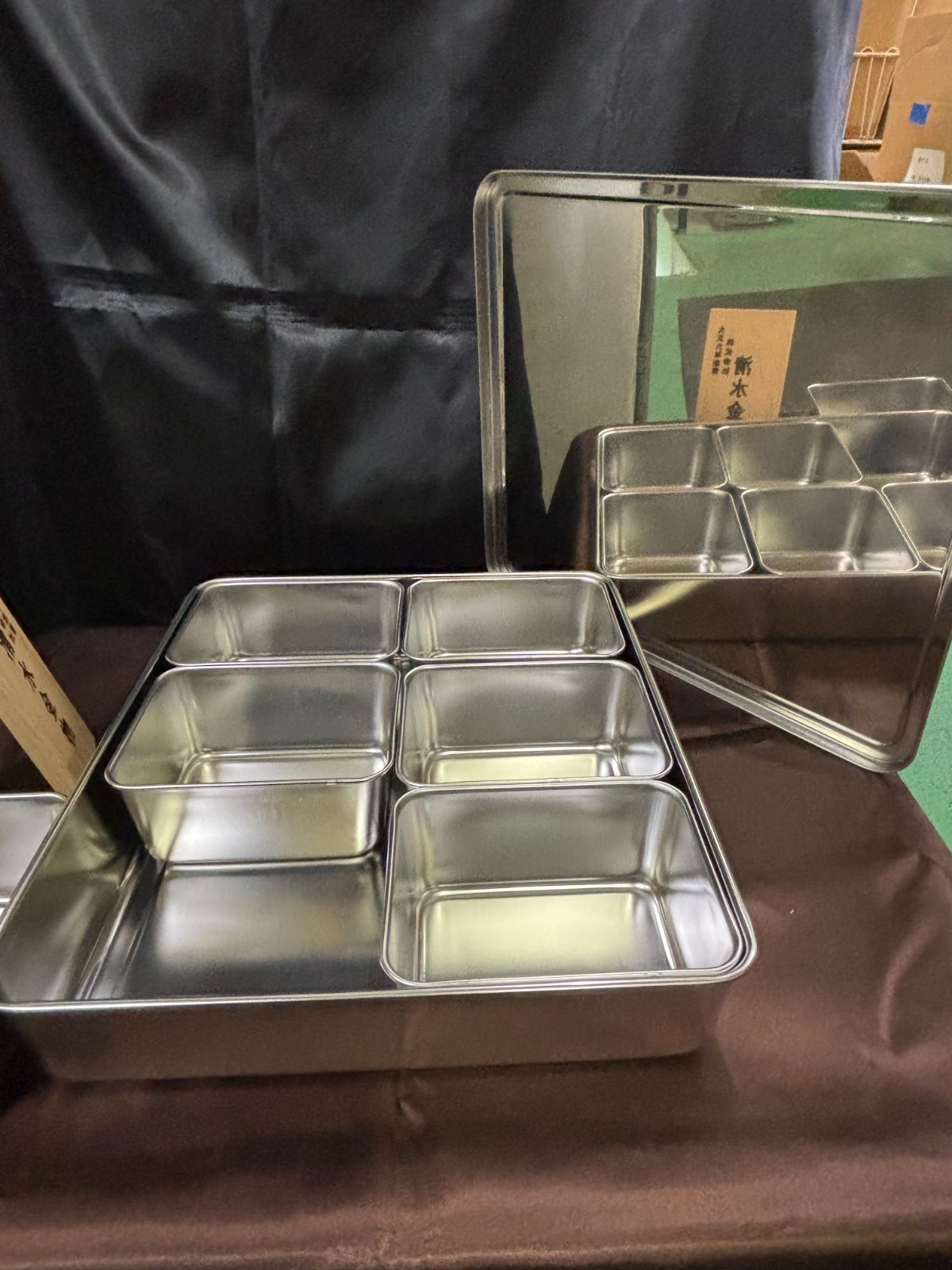 田型　6入　プレス絞り　調味料入バット　ステンレス　業務用　新品　未使用　即配達