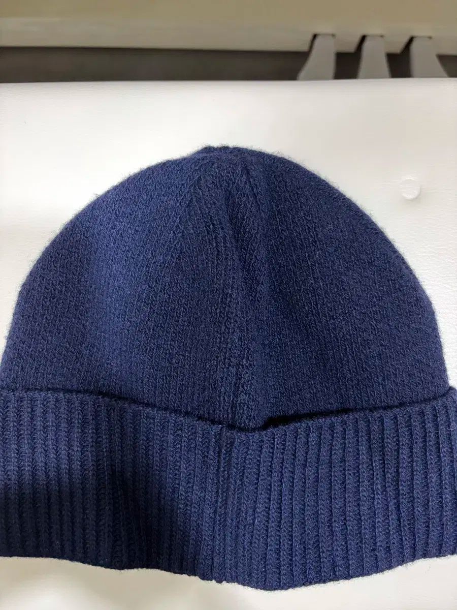 JACQUEMUS ネイビー ニット帽 Jacquemus（ジャックムス) ネイビー