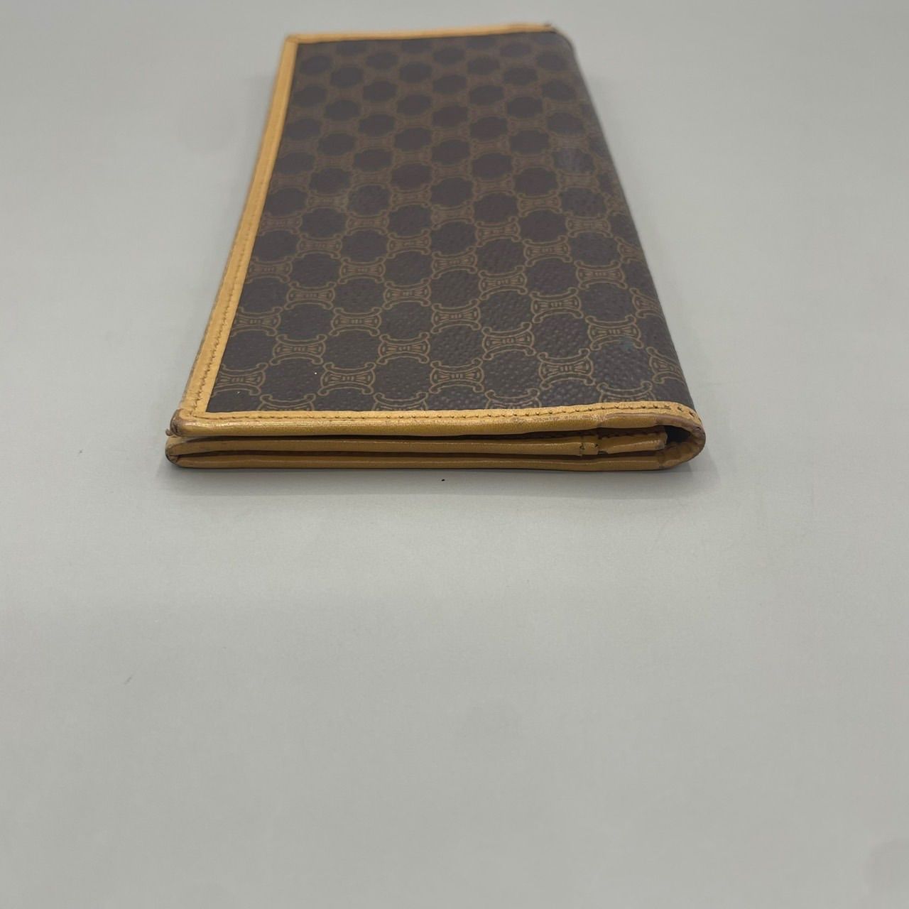 良品 CELINE セリーヌ 長財布 ロングウォレット 二つ折り マカダム柄