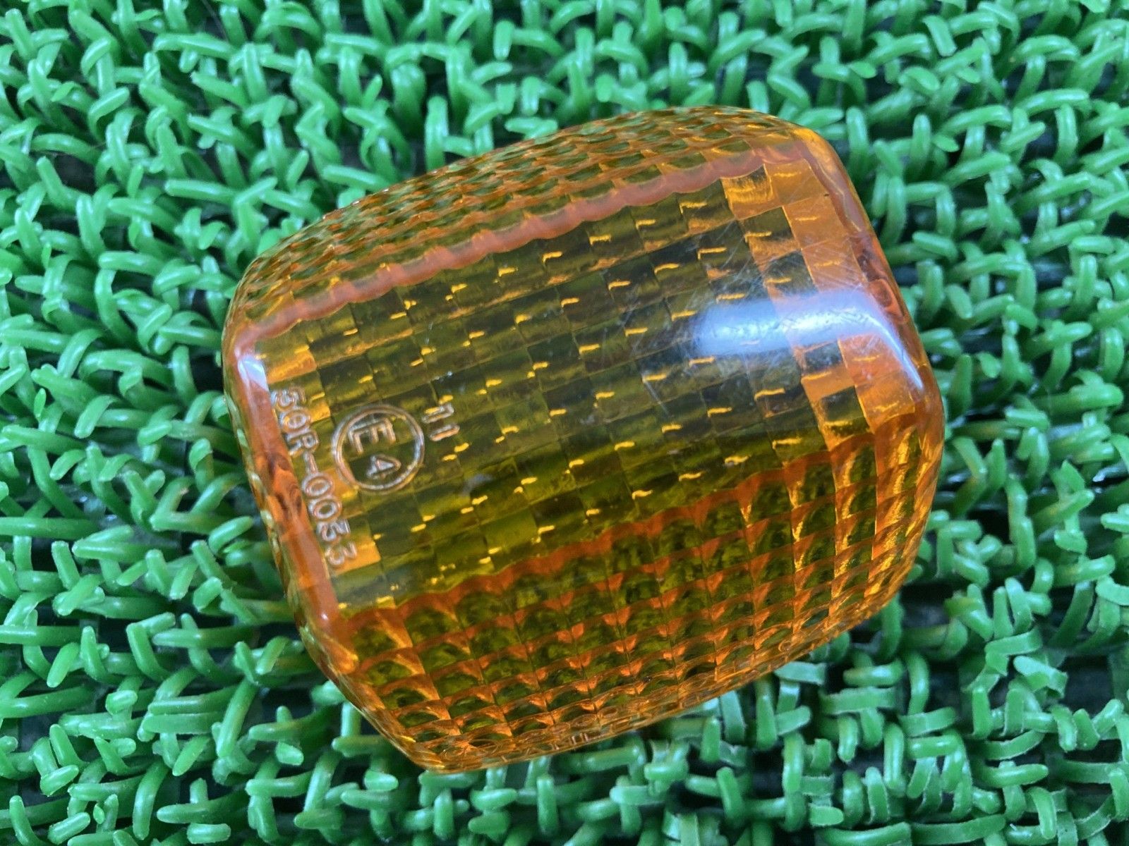 GPZ900R ウインカー F・R カワサキ 純正 中古部品 GPZ900R ウインカーレンズ 片側 0780 カワサキ 純正 中古 バイク 部品