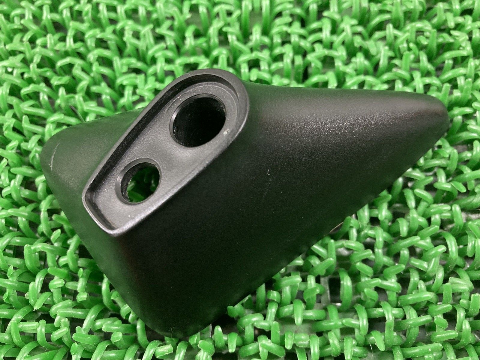 ひか出品 GPZ900R フロントウインカーベース 右 カワサキ 純正 中古 バイク 部品