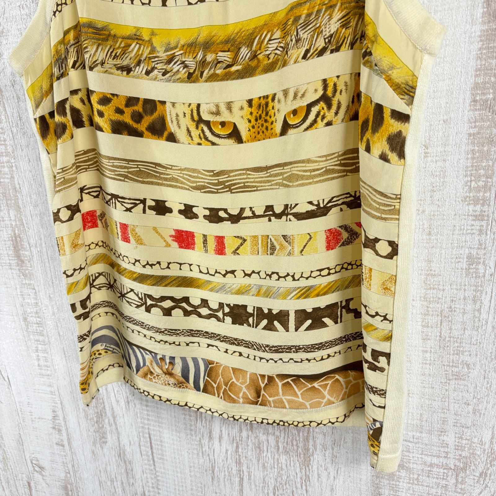 Salvatore Ferragamo サルヴァトーレフェラガモ マルチアニマル