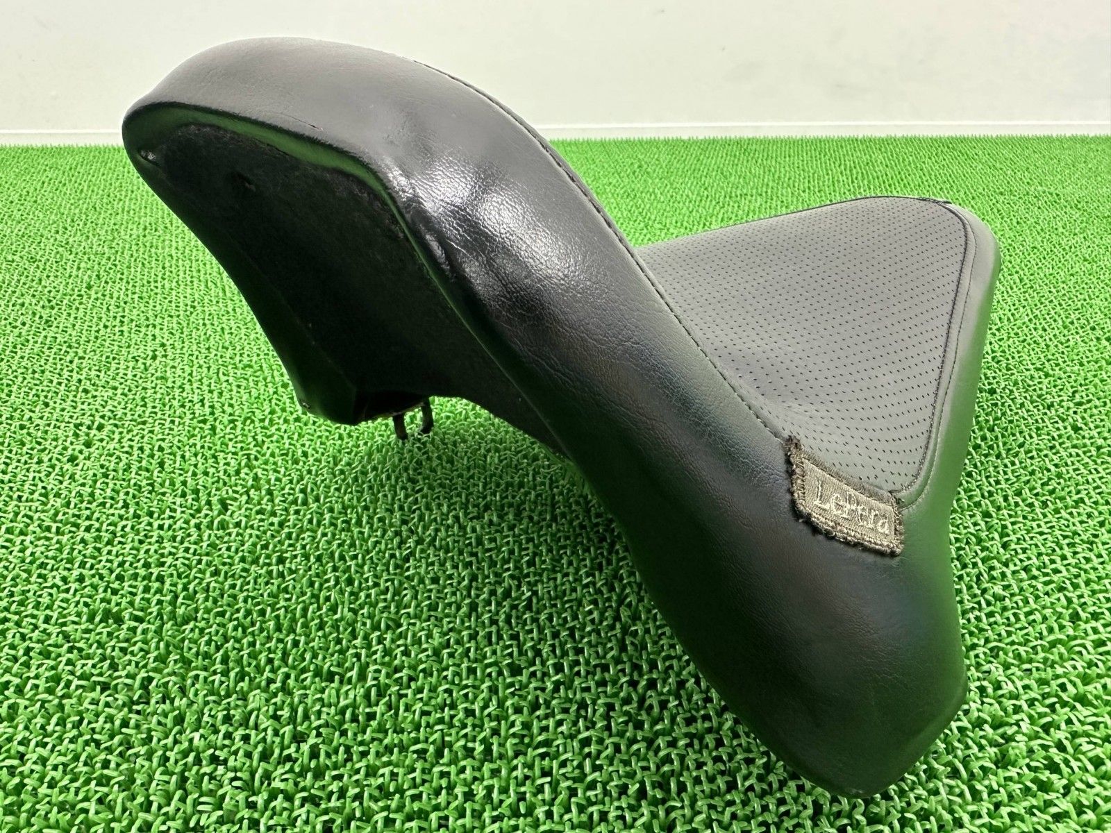 ラペラ ソロシート ハーレー ショベル リジット ハーレー ラペラ