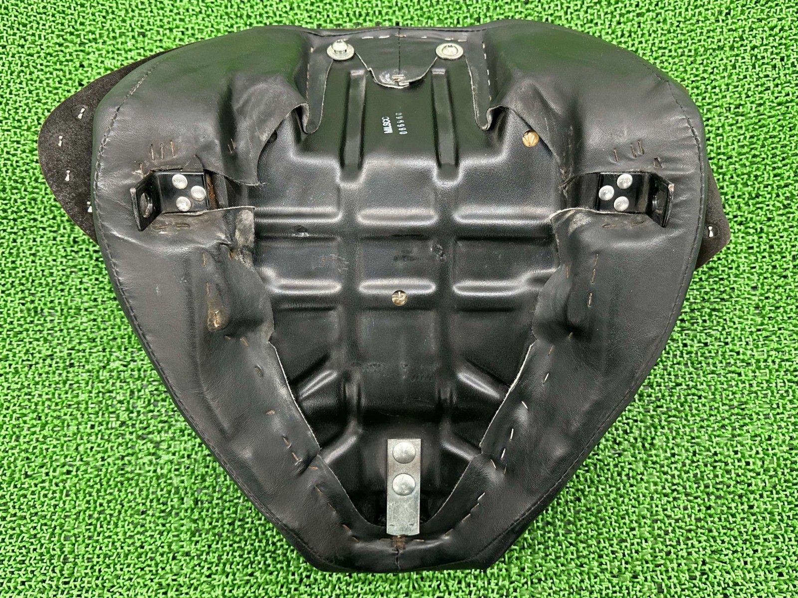 FLSTC1340 フロントシート ハーレー 純正 中古 EVO エボ ヘリテイジ