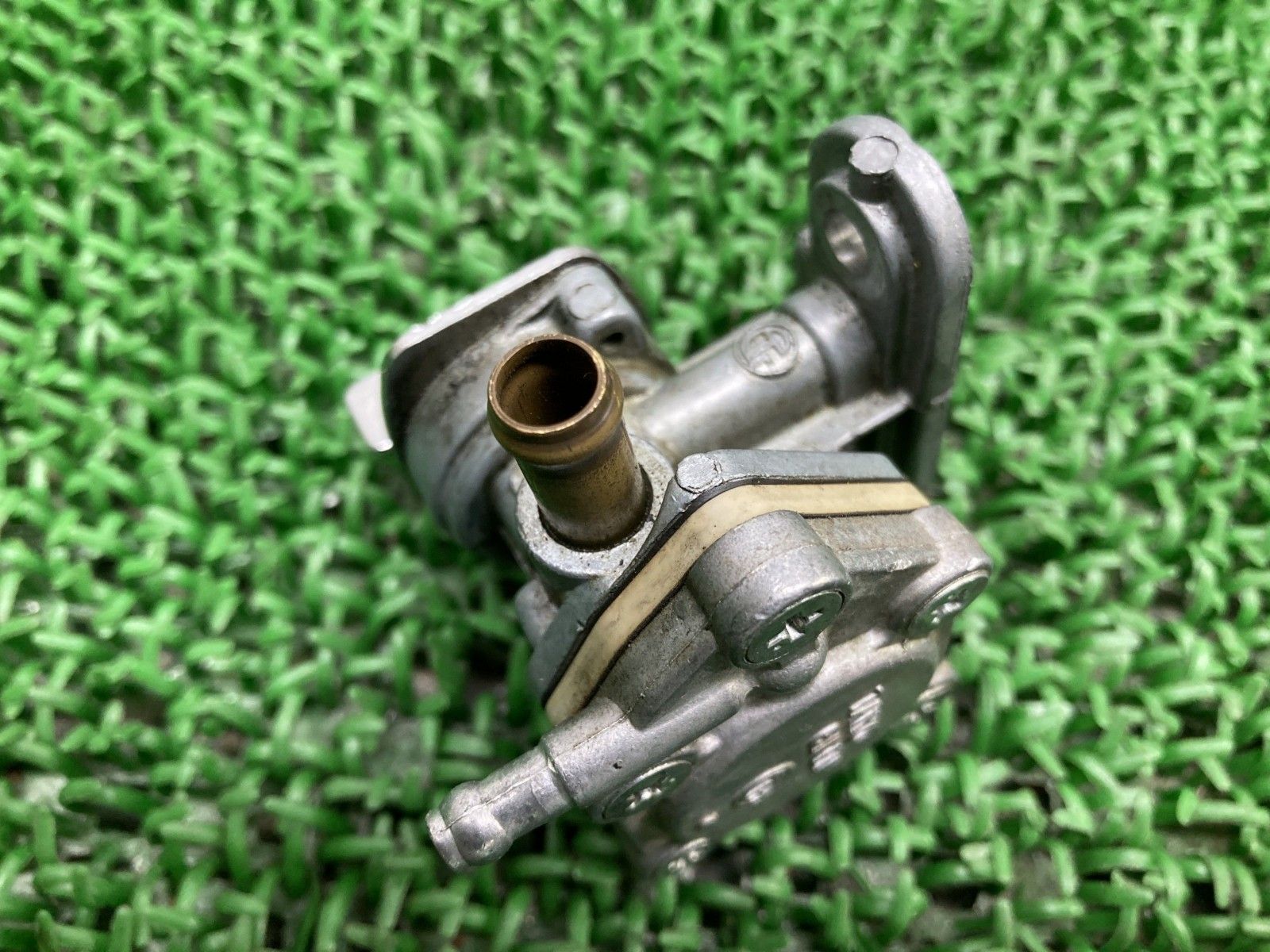 ゼファー1100 フューエルコック カワサキ 純正 ZR1100A ZRT10A 