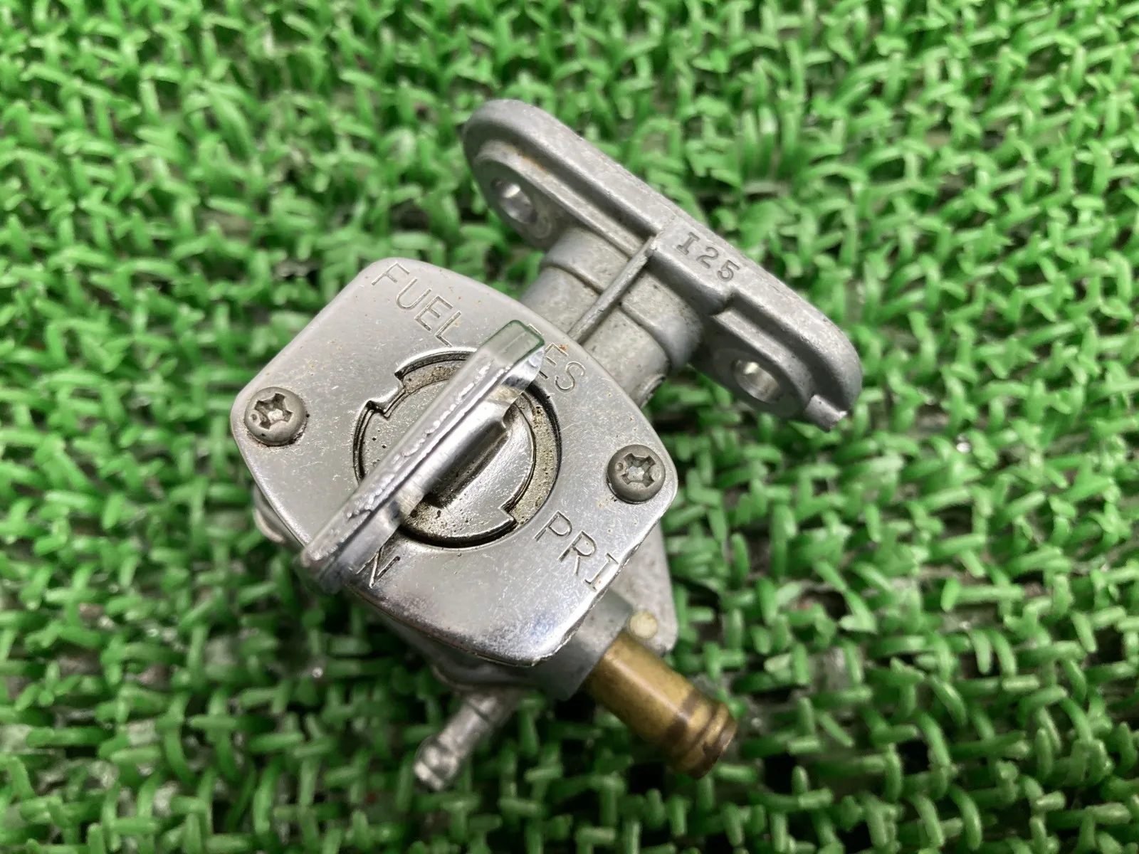 カワサキ純正新品 ゼファー1100 燃料コック ,カテゴリー 【公式通販】