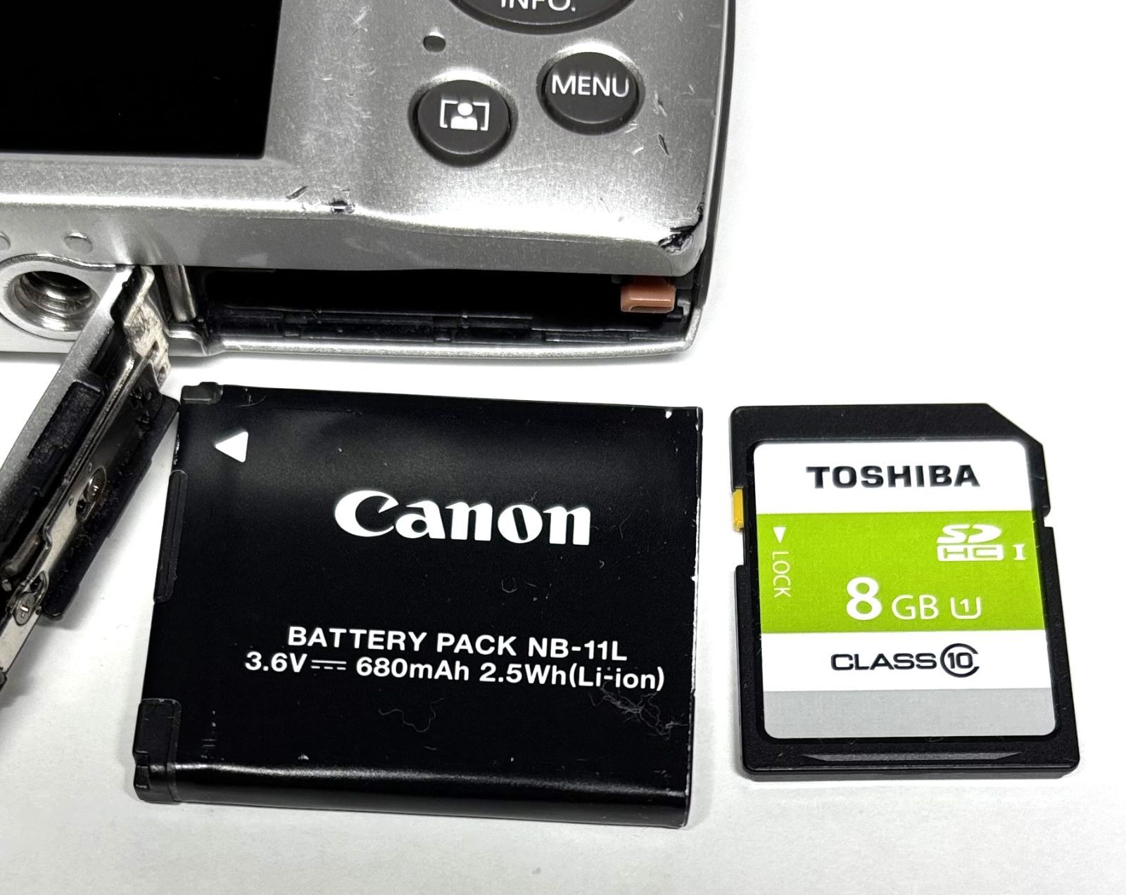 Canon IXY 200 PC2333 HD 20MP 8x デジタルカメラ silver 基本動作確認