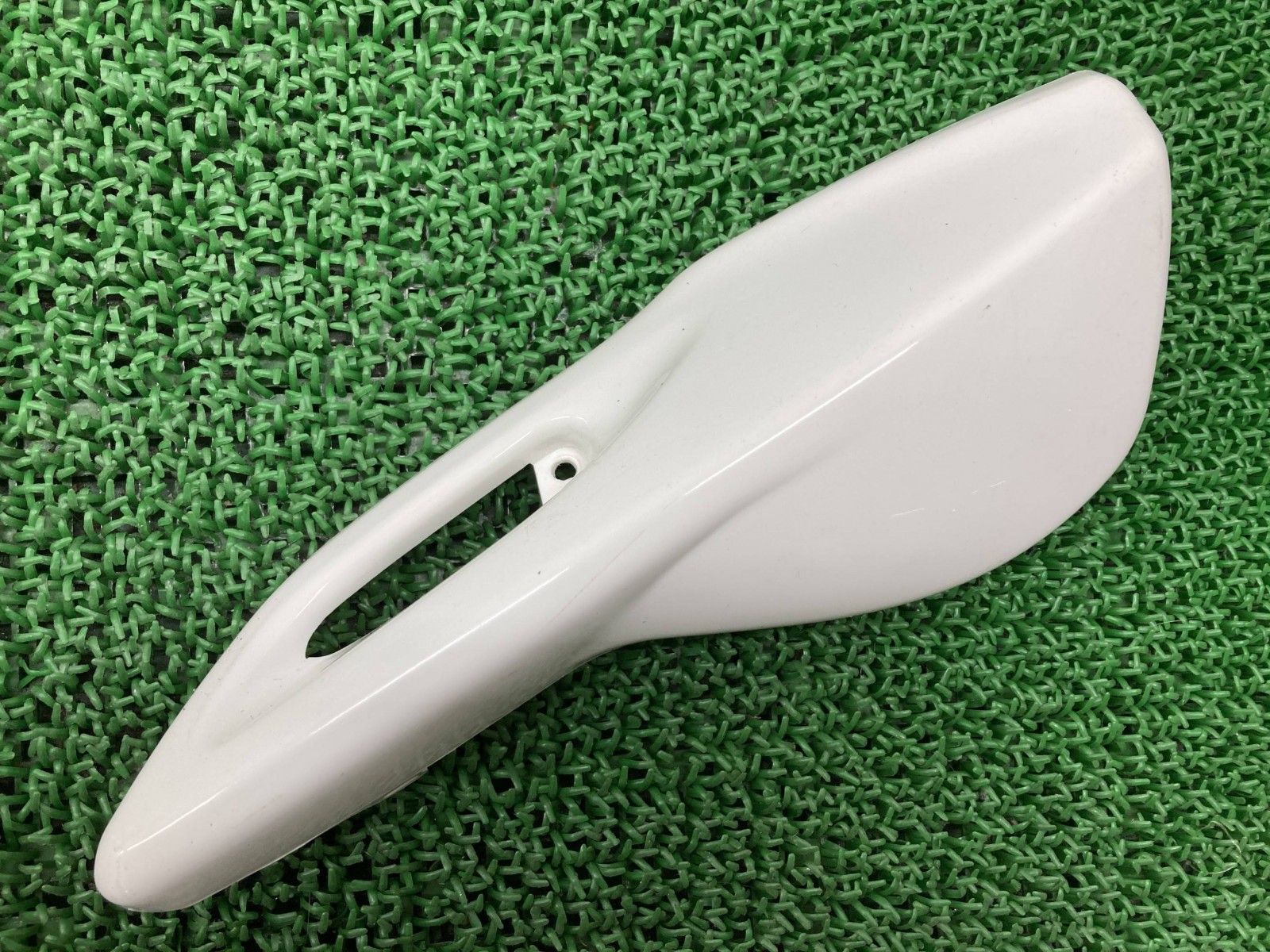 BW’S100 ナックルガード 左 白 ヤマハ 純正 中古 バイク 部品 台湾仕様 BWS100 ビーウィズ コンディション良好 品薄 希少品 Gr