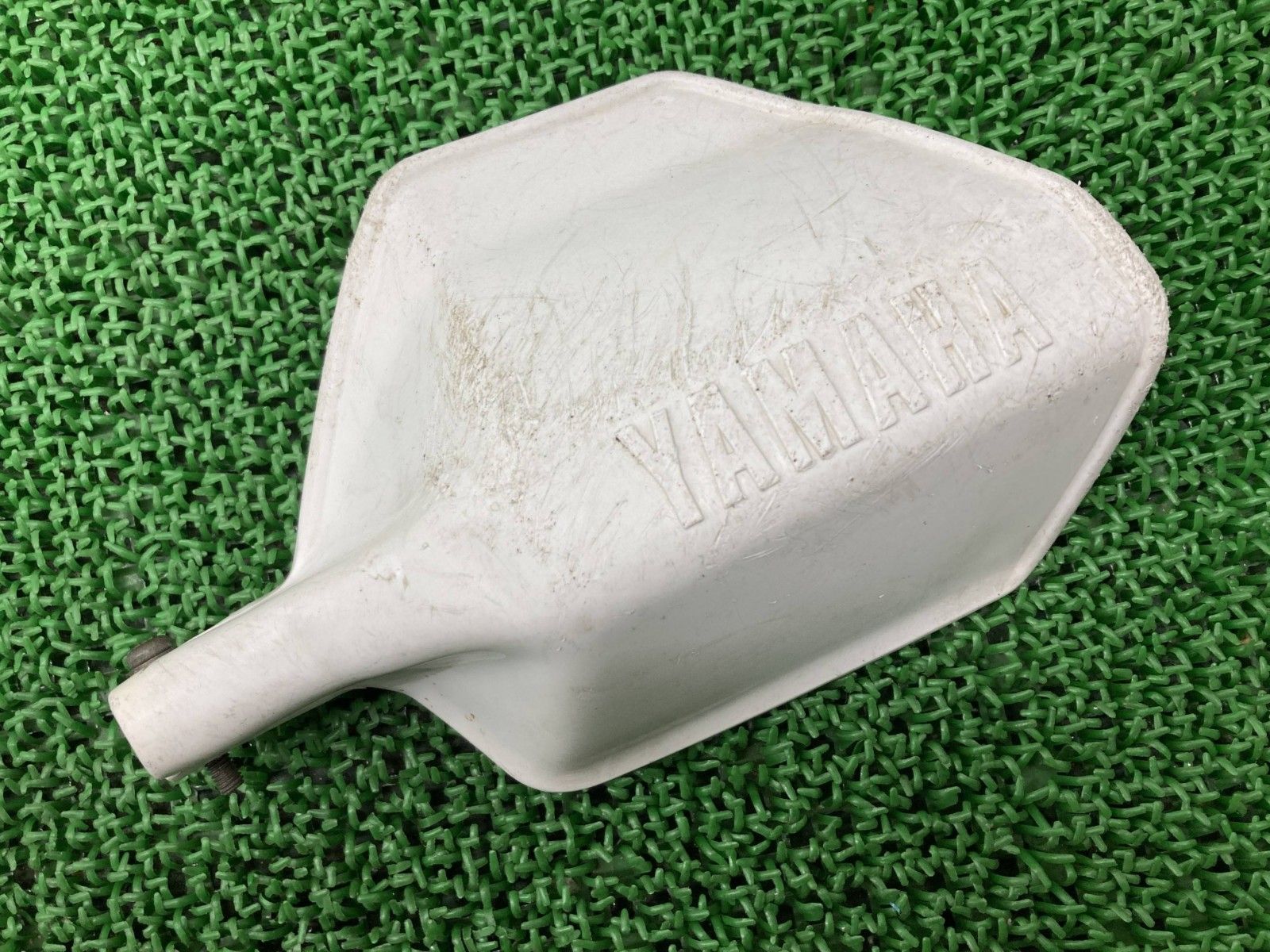 TT250R ナックルガード 左 白 ヤマハ 純正 中古 バイク 部品 4GY ハンドガード ペイント素材に 品薄 希少品 車検 Genuine rZ