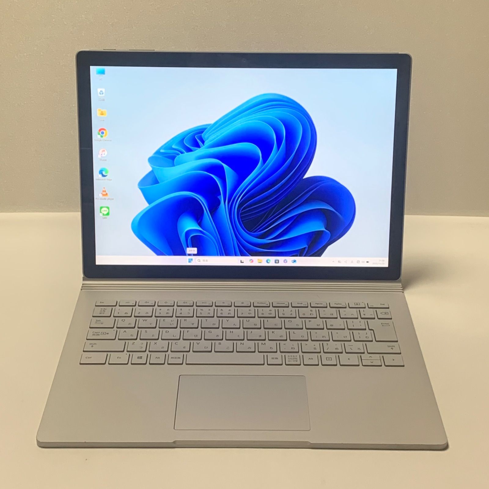 【美品】Surface Book 3 SSD256GB タッチパネルパソコンPC Amazon.com : Microsoft Surface Book 3 - 13.5