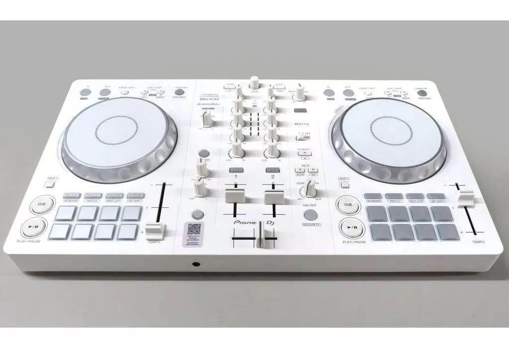 中古】デジタル楽器 パイオニア DJコントローラー (ホワイト) [DDJ
