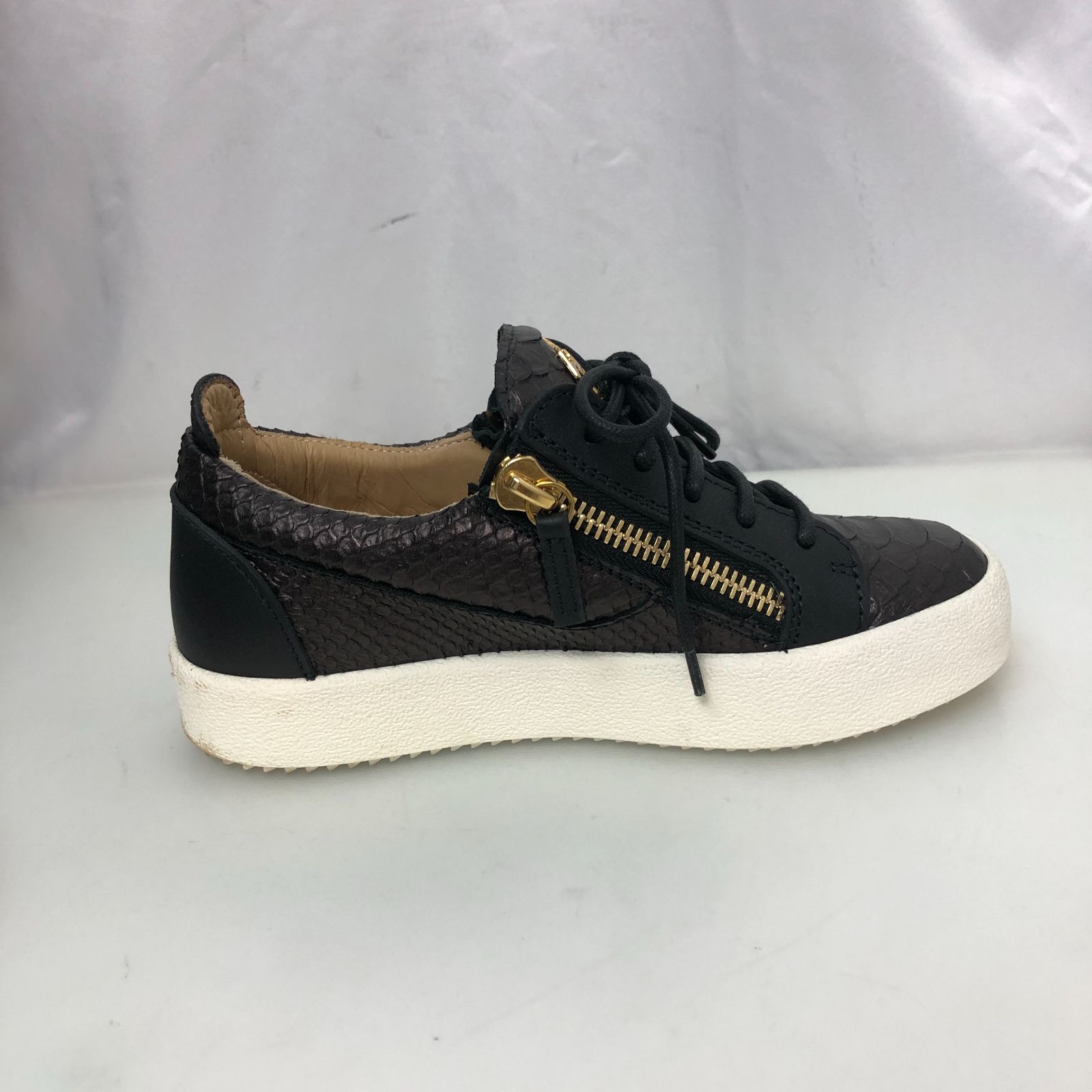 GIUSEPPE ZANOTTI ジュゼッペザノッティ スニーカー SGKY10-8996