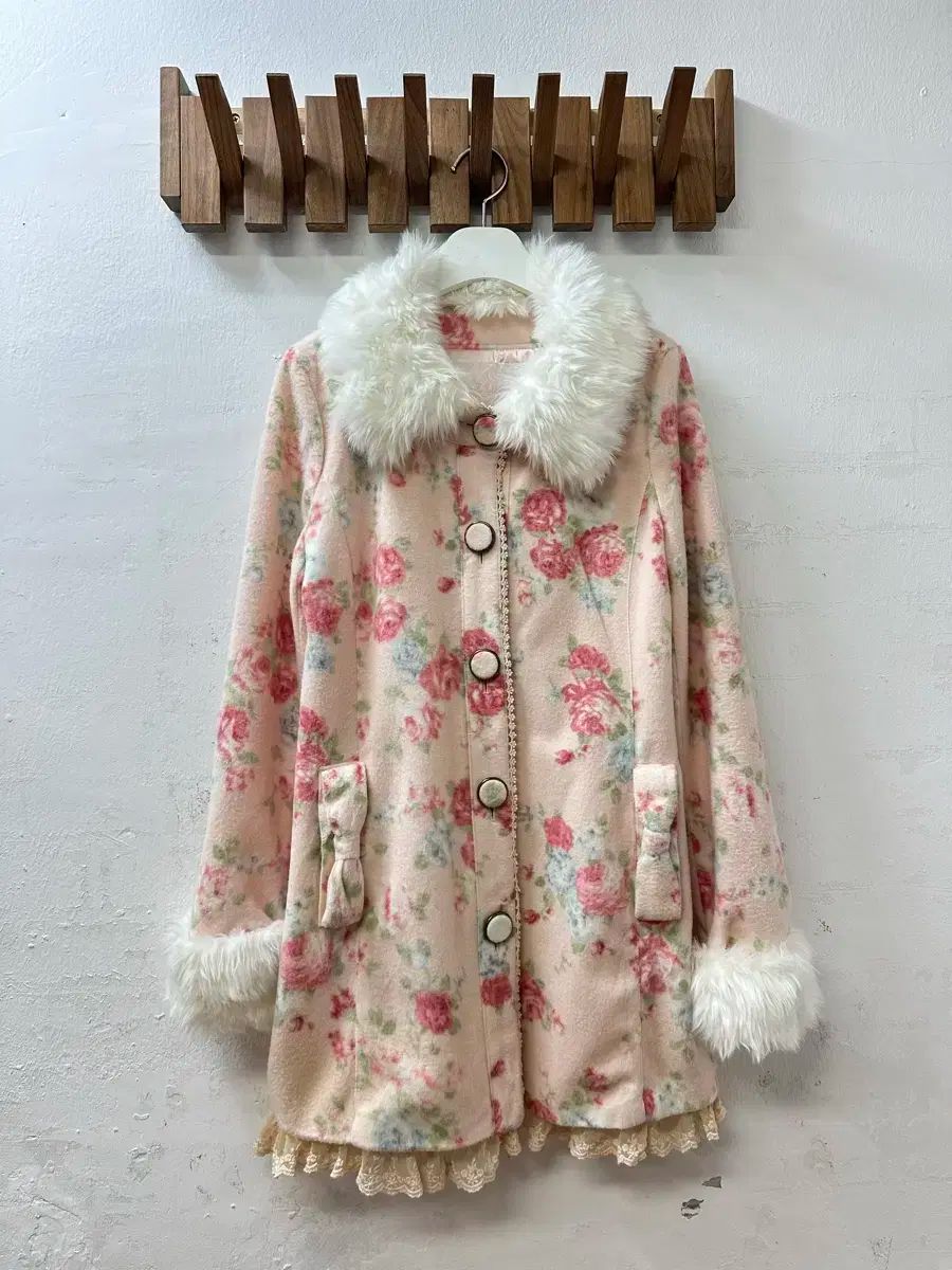 ドライ完了 極レア実物 LIZLISA フラワー ピンク ファー カラ レース