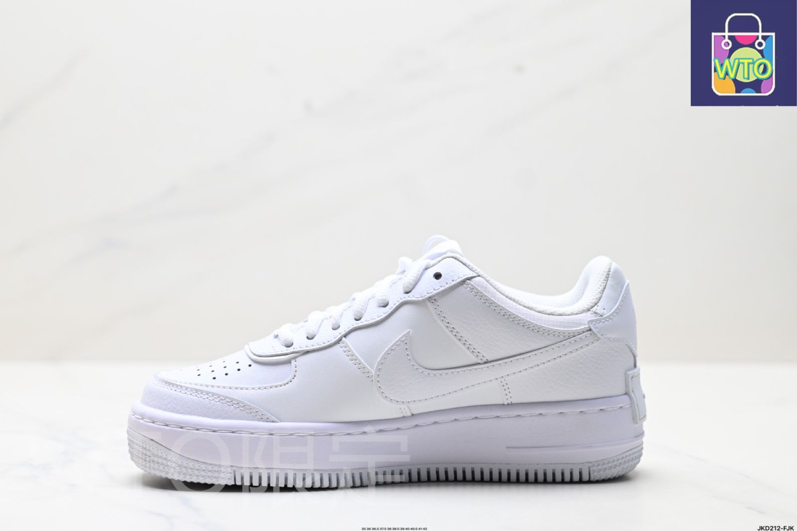 ナイキ ウィメンズ エアフォース1 ロー シャドウ 