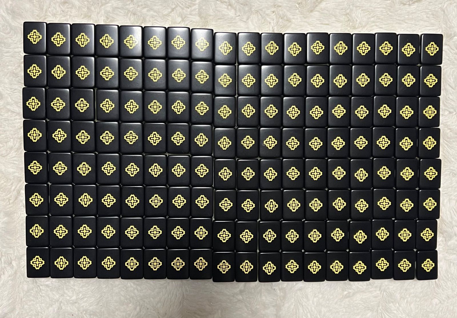 麻雀牌 ミズノ丸一 法悦 背黒 ブラック 最高級麻雀牌 希少 - メルカリ