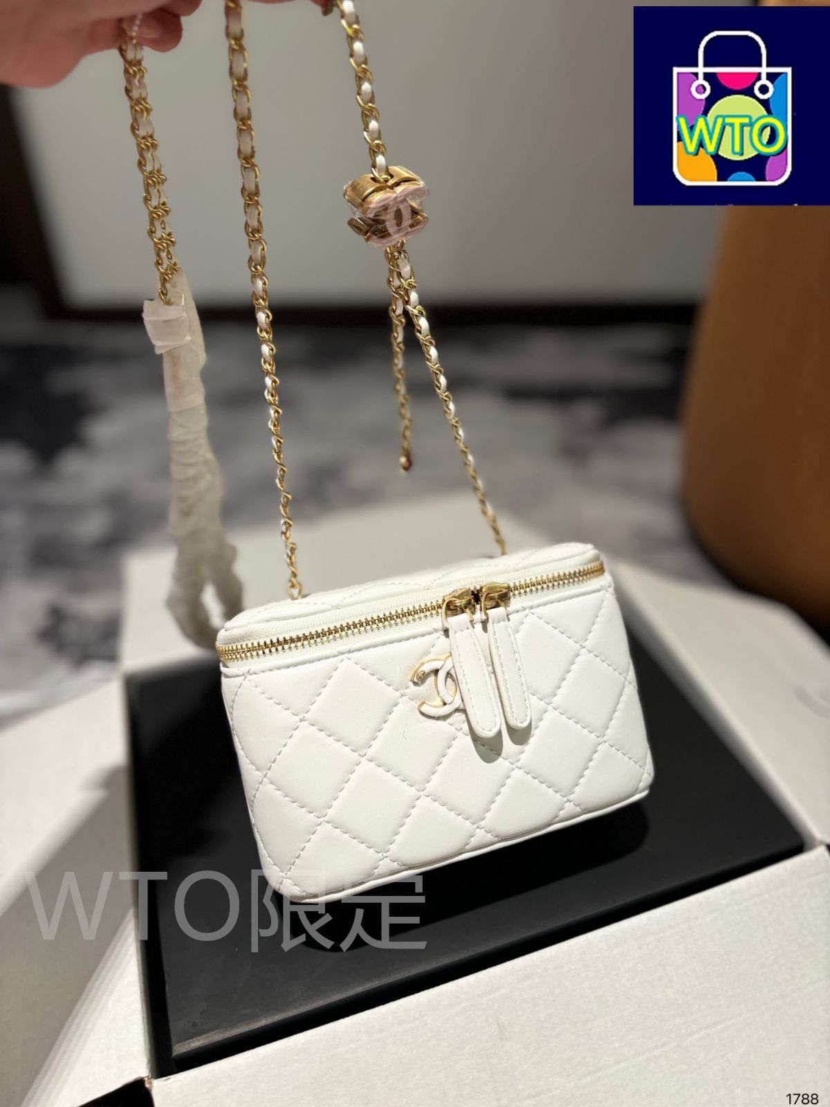 シャネル、ハート調節ボタンボックスバッグ、ハンドバッグ、カメラ