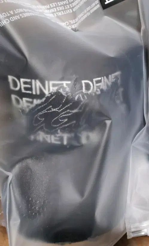 ダイニット ヨンジュン YEONJUN チェヨンジュン GUCCI グッチ 껌 コラボ ブラック 帽子