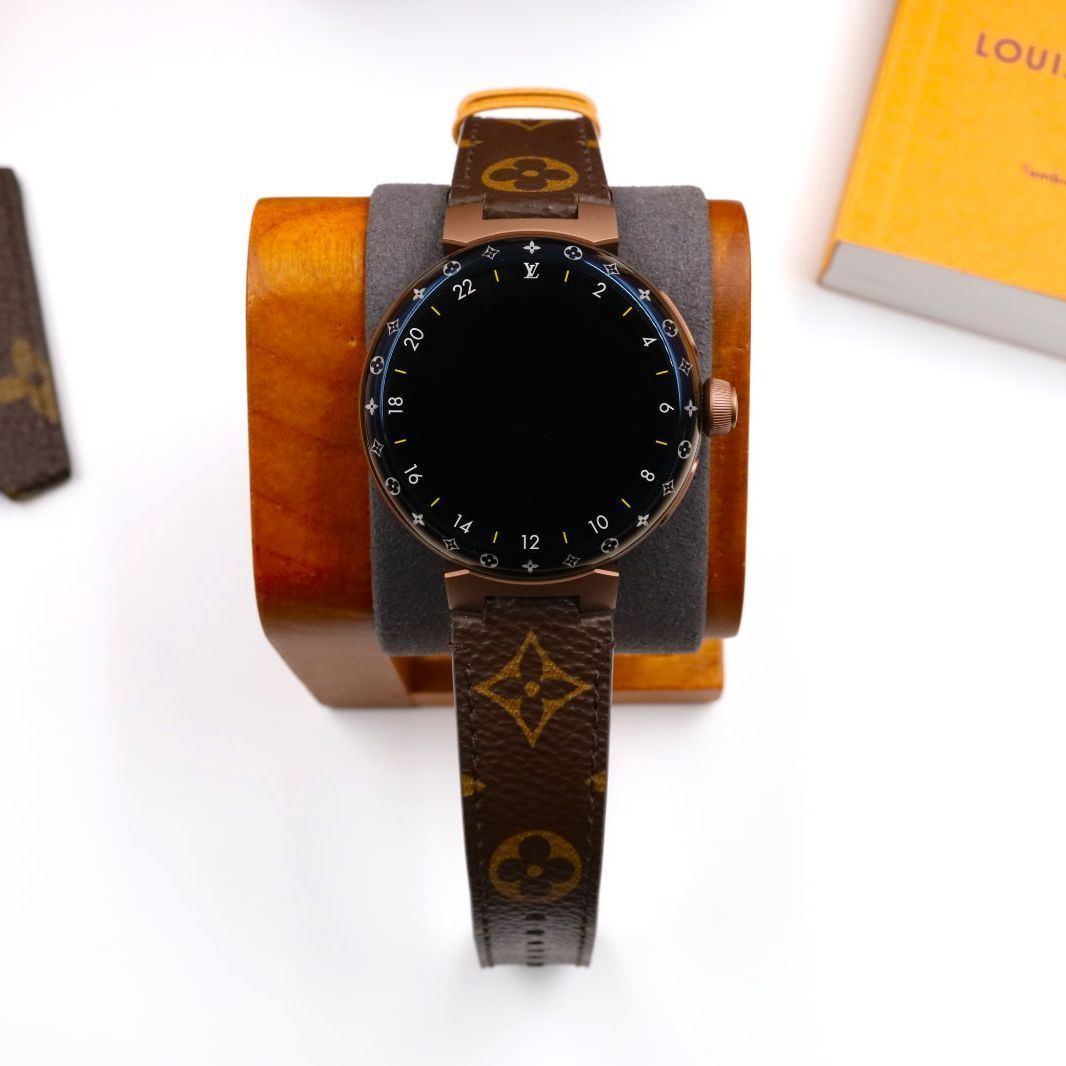 希少新品＆付属品完備】N（新品）ルイヴィトン タンブールホライゾンV3