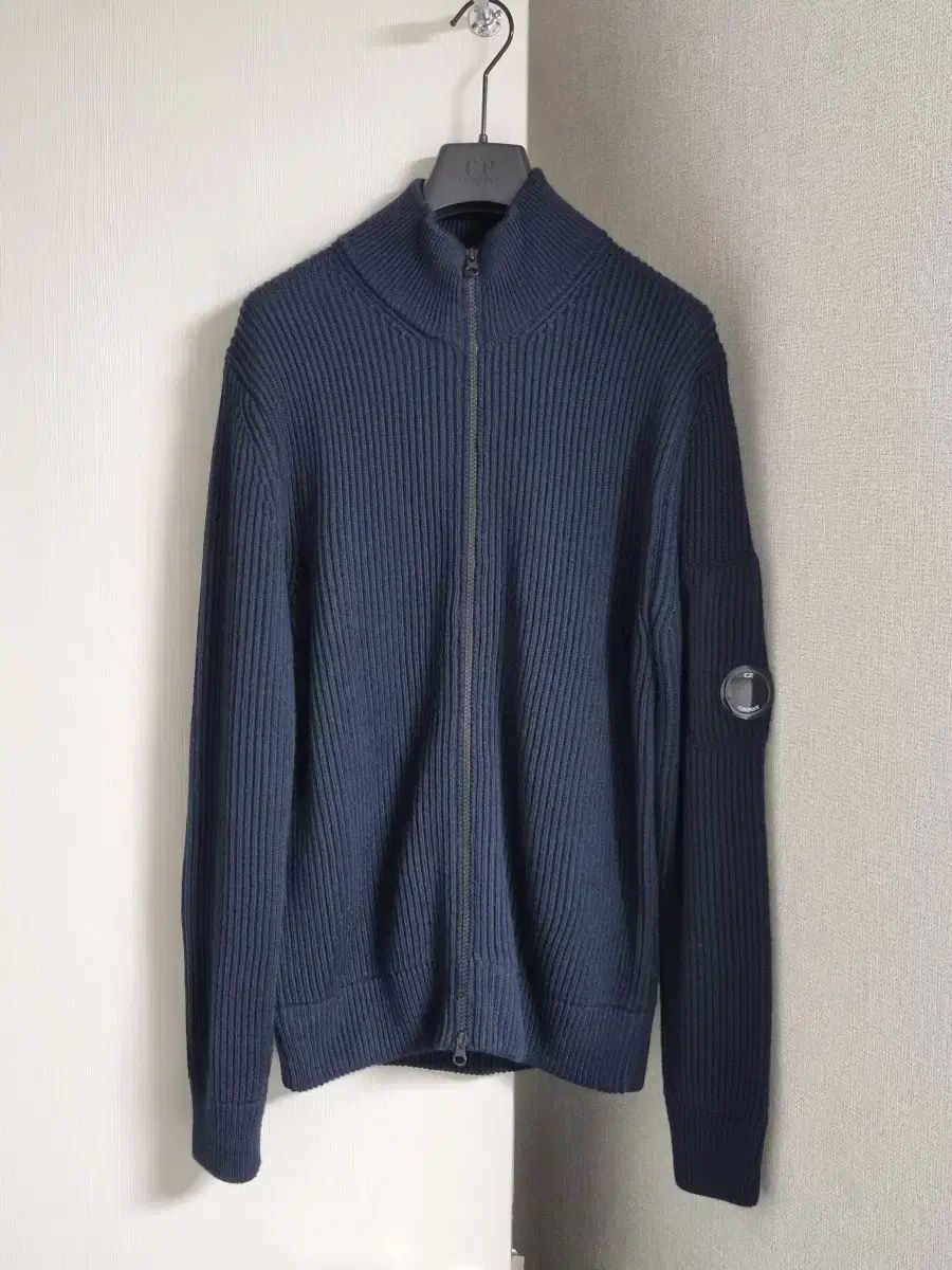 C.P. COMPANY シーピーカンパニー ニットジップアップカーディガン CP