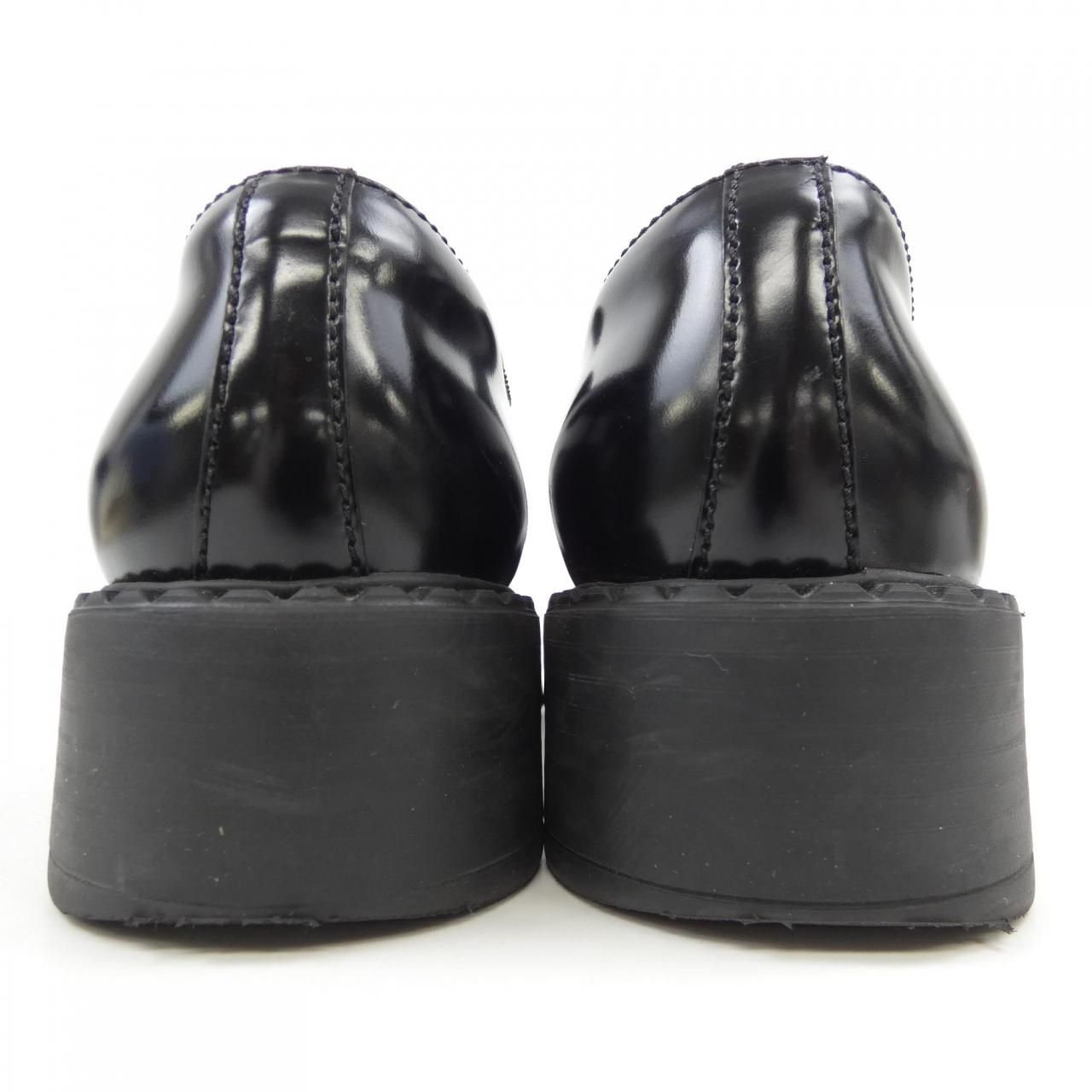 プラダ PRADA チョコレート ローファー トライアングルロゴ 1D246M