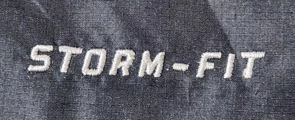 ナイキ マンチェスター・ユナイテッドFC STORM-FIT ウィンドブレーカー