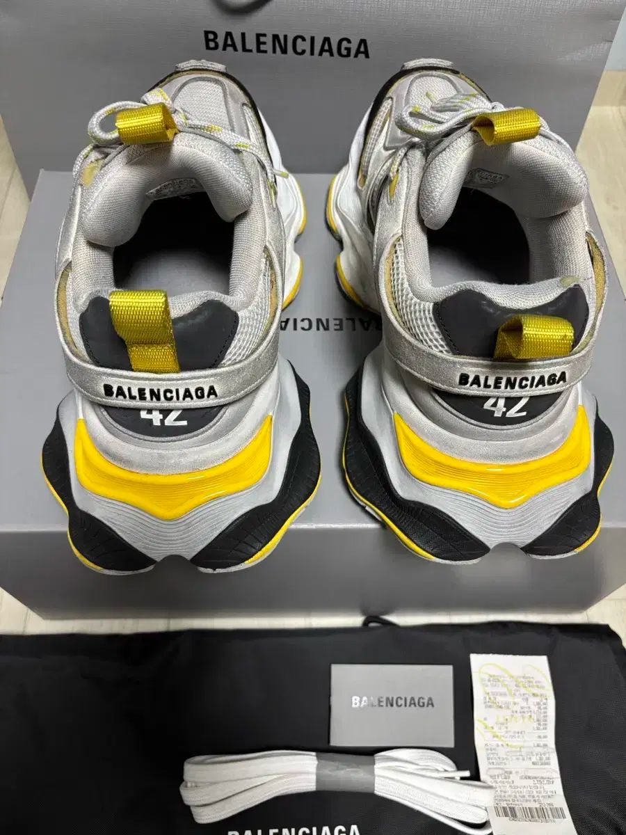 42 バレンシアガ カーゴ スニーカー イエロー フルセット - メルカリ