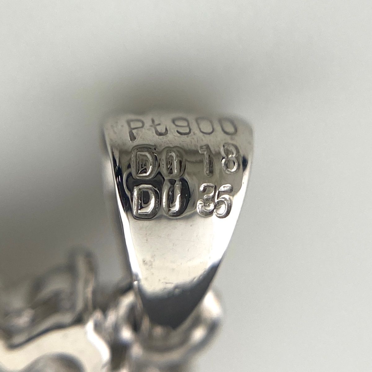 メレダイヤ ペンダントトップ プラチナ ペンダントトップ Pt900