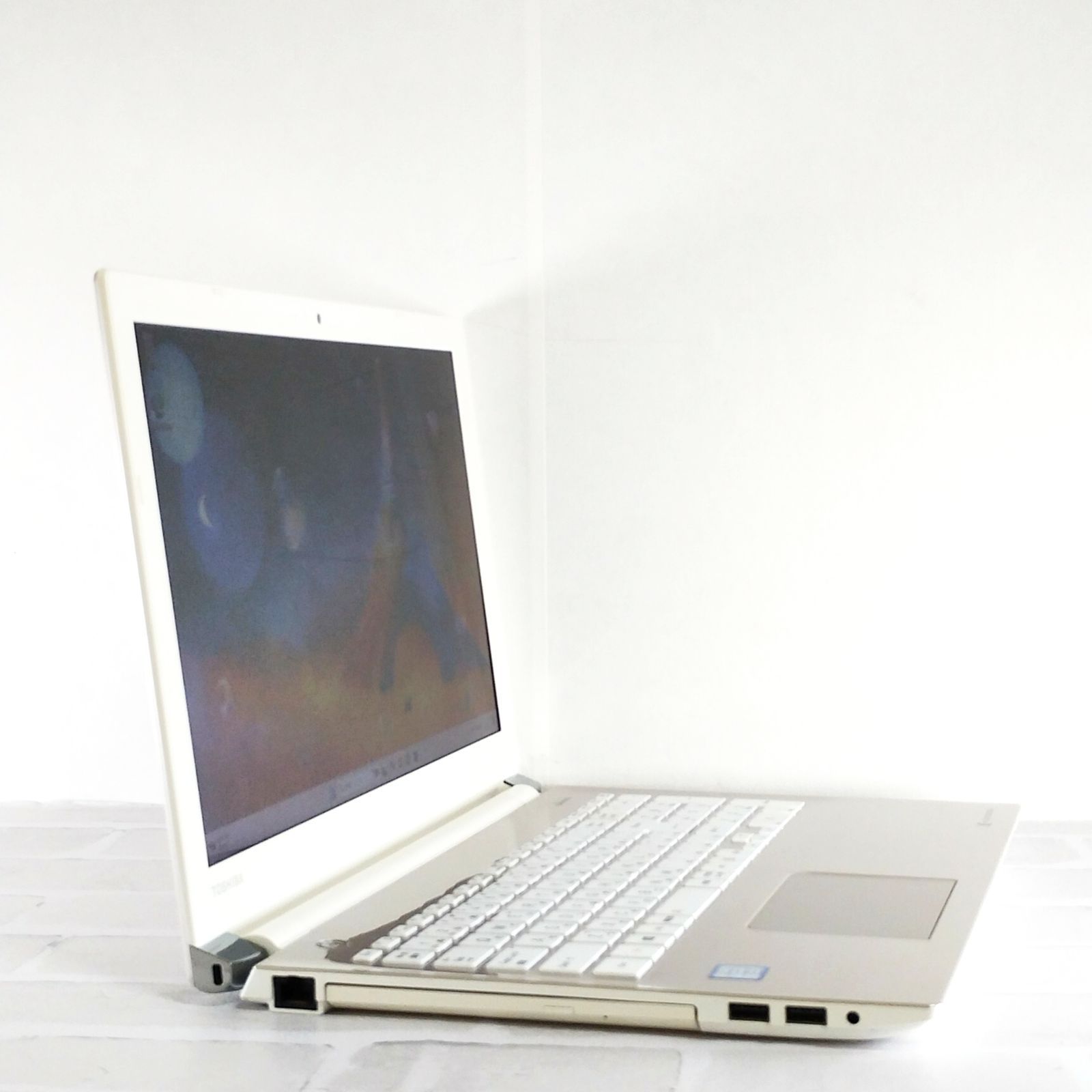 大量1TB✨Blu-ray✨Windows11✨ノートパソコン カメラ付 8GB たっぷり1TB Blu-ray Windows11 カメラ付き dynabook 15.6インチ